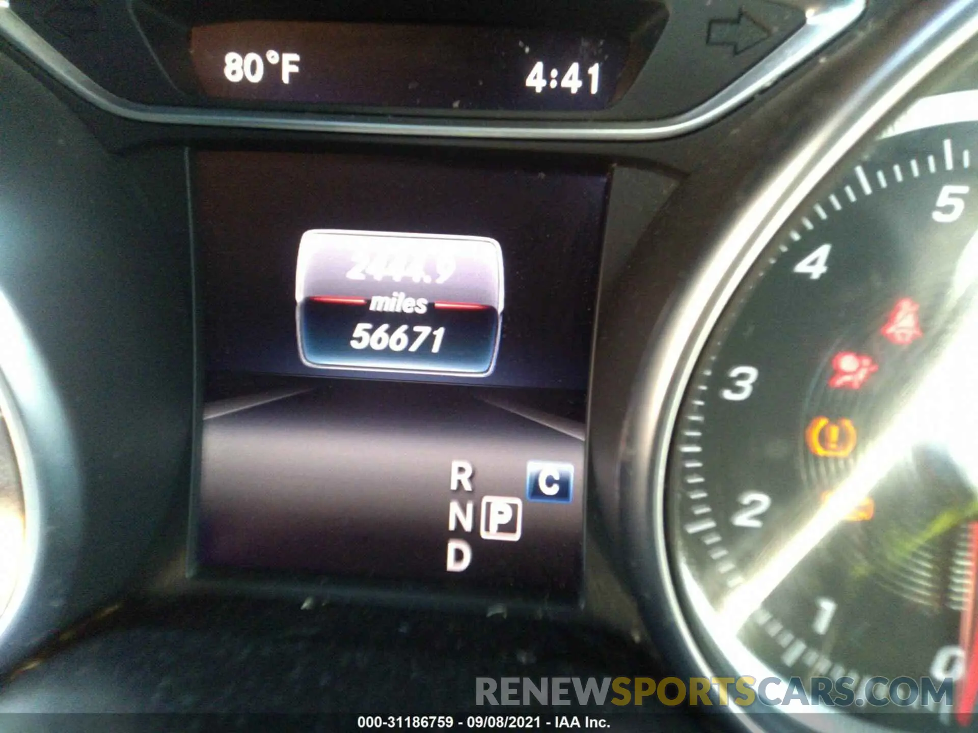 7 fotografías del automóvil dañado WDCTG4GB5KU009810 MERCEDES-BENZ GLA 2019