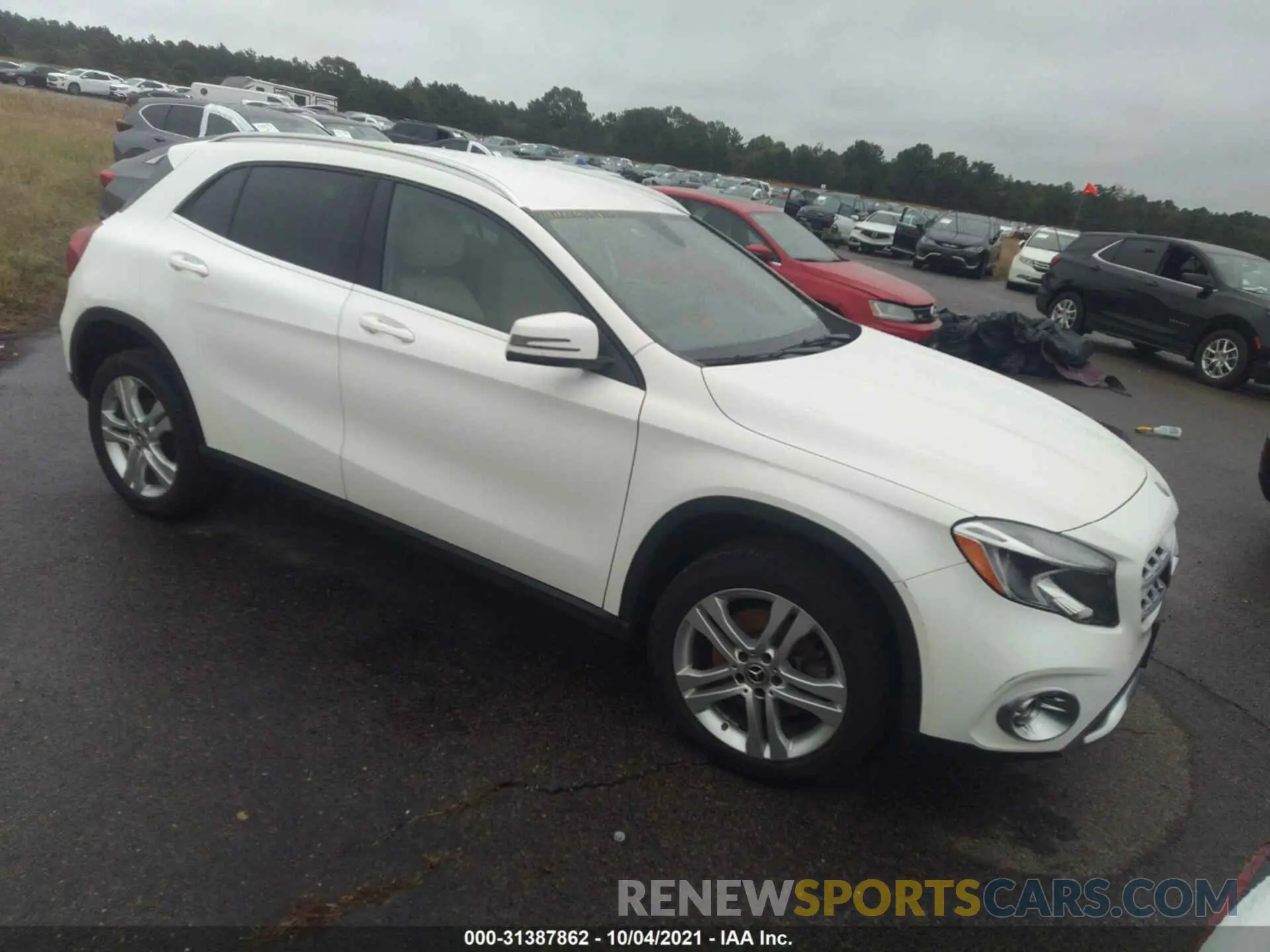 1 fotografías del automóvil dañado WDCTG4GB7KU018444 MERCEDES-BENZ GLA 2019