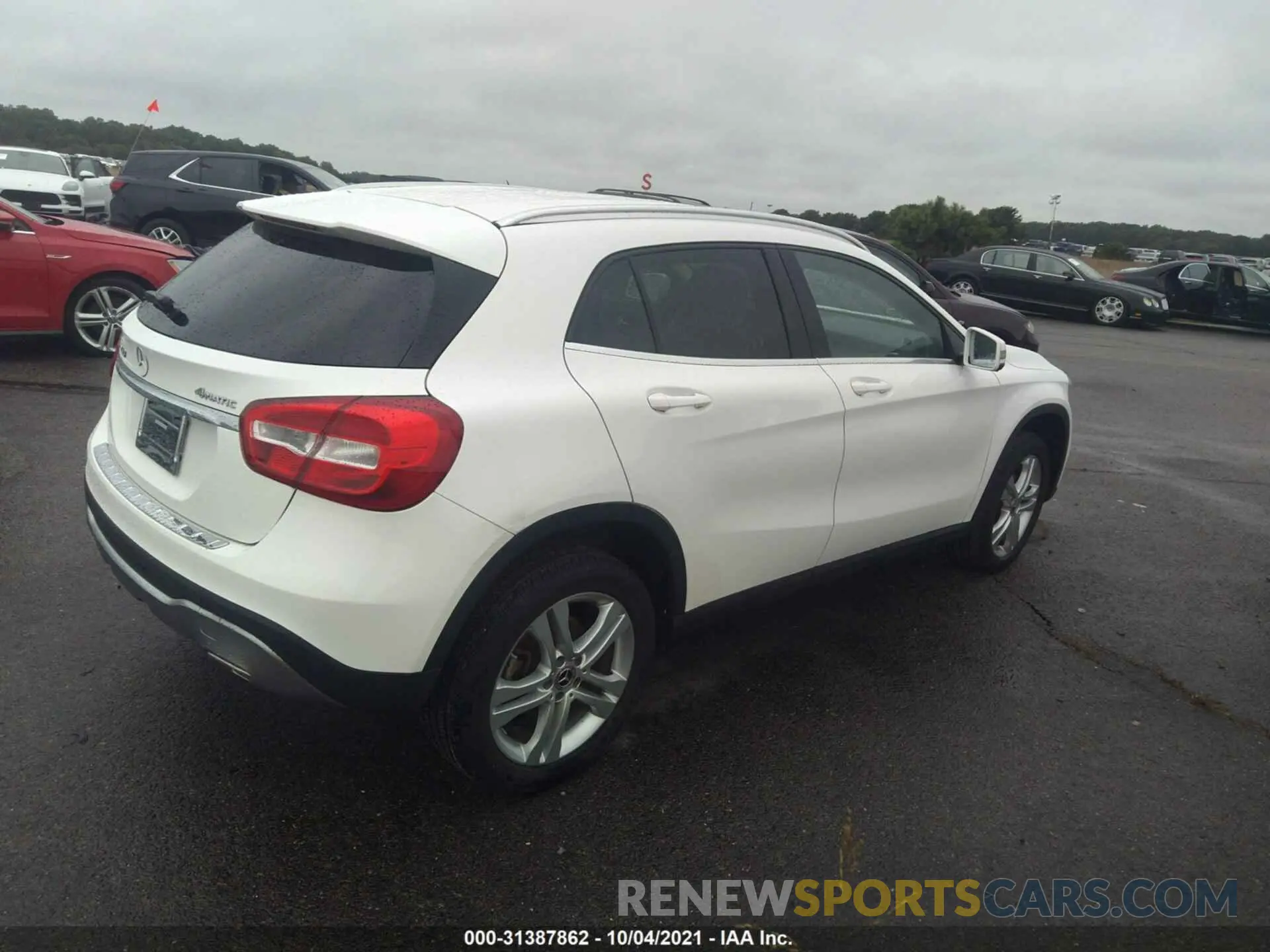 4 fotografías del automóvil dañado WDCTG4GB7KU018444 MERCEDES-BENZ GLA 2019