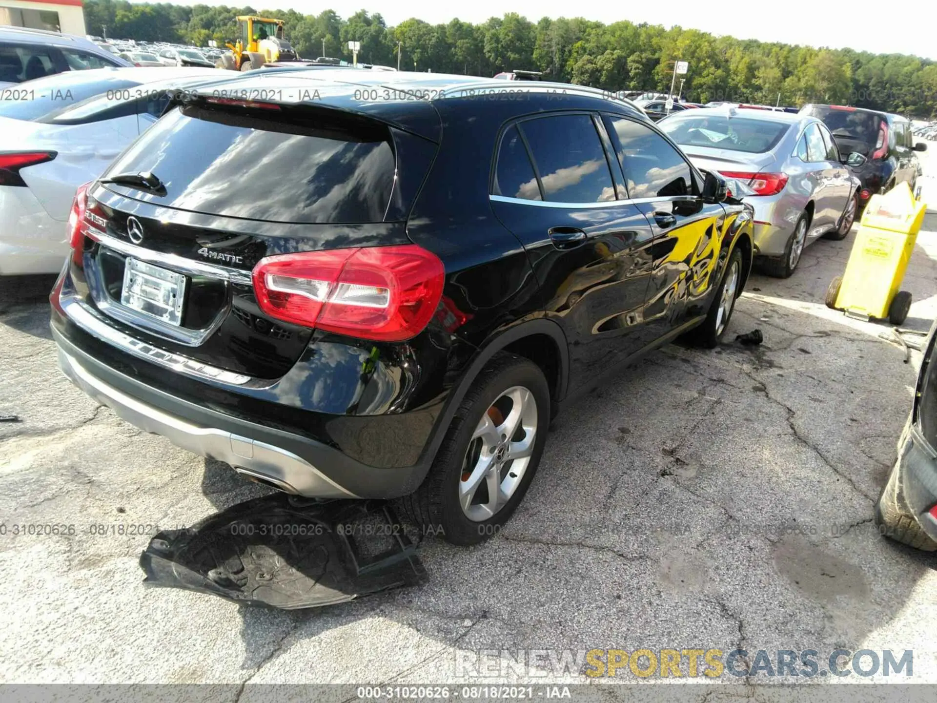 4 fotografías del automóvil dañado WDCTG4GB9KJ586888 MERCEDES-BENZ GLA 2019
