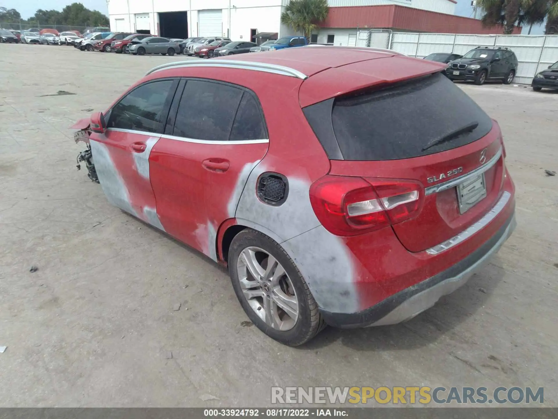 3 fotografías del automóvil dañado W1NTG4EB0LU029790 MERCEDES-BENZ GLA 2020