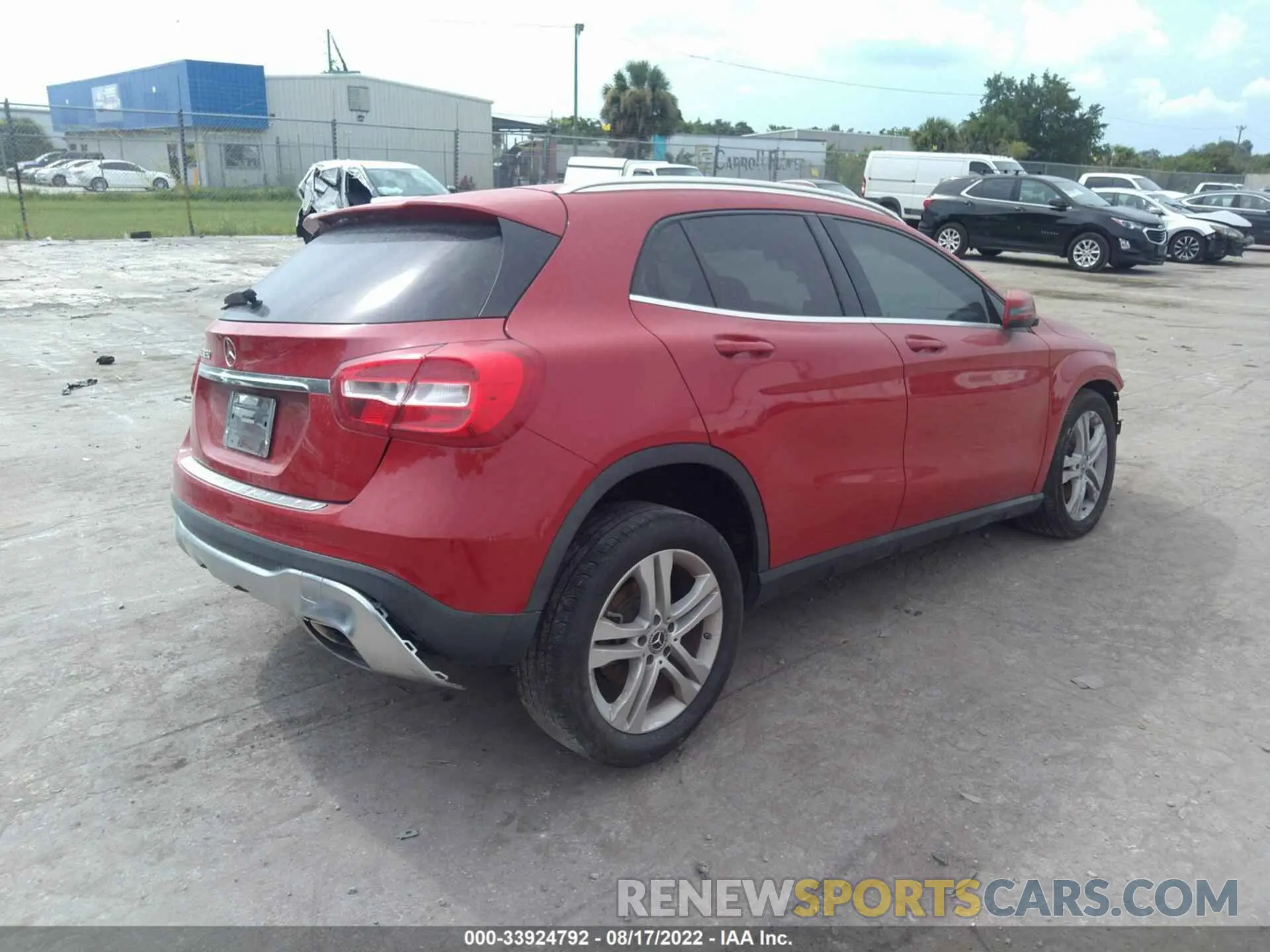 4 fotografías del automóvil dañado W1NTG4EB0LU029790 MERCEDES-BENZ GLA 2020