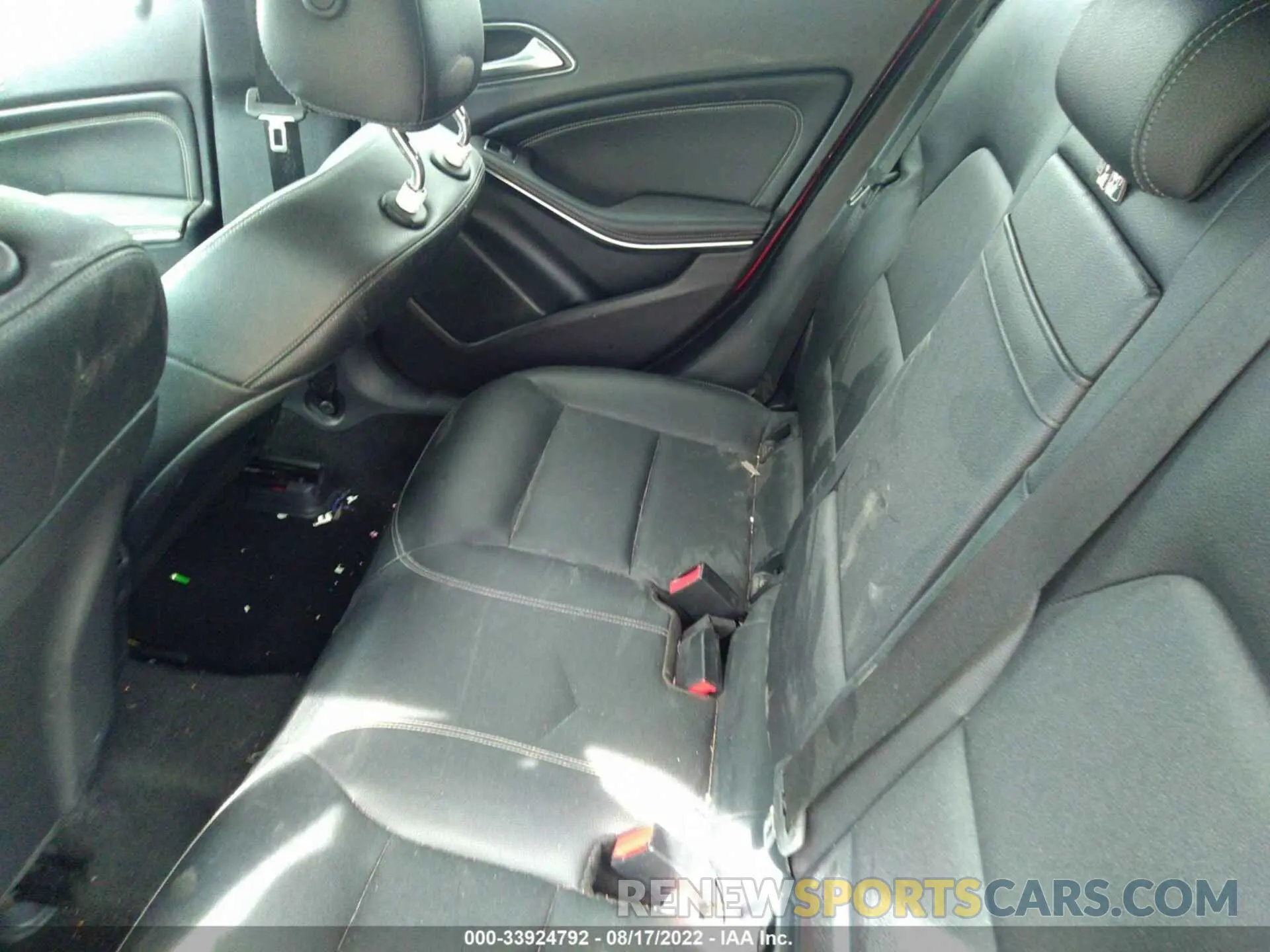 8 fotografías del automóvil dañado W1NTG4EB0LU029790 MERCEDES-BENZ GLA 2020