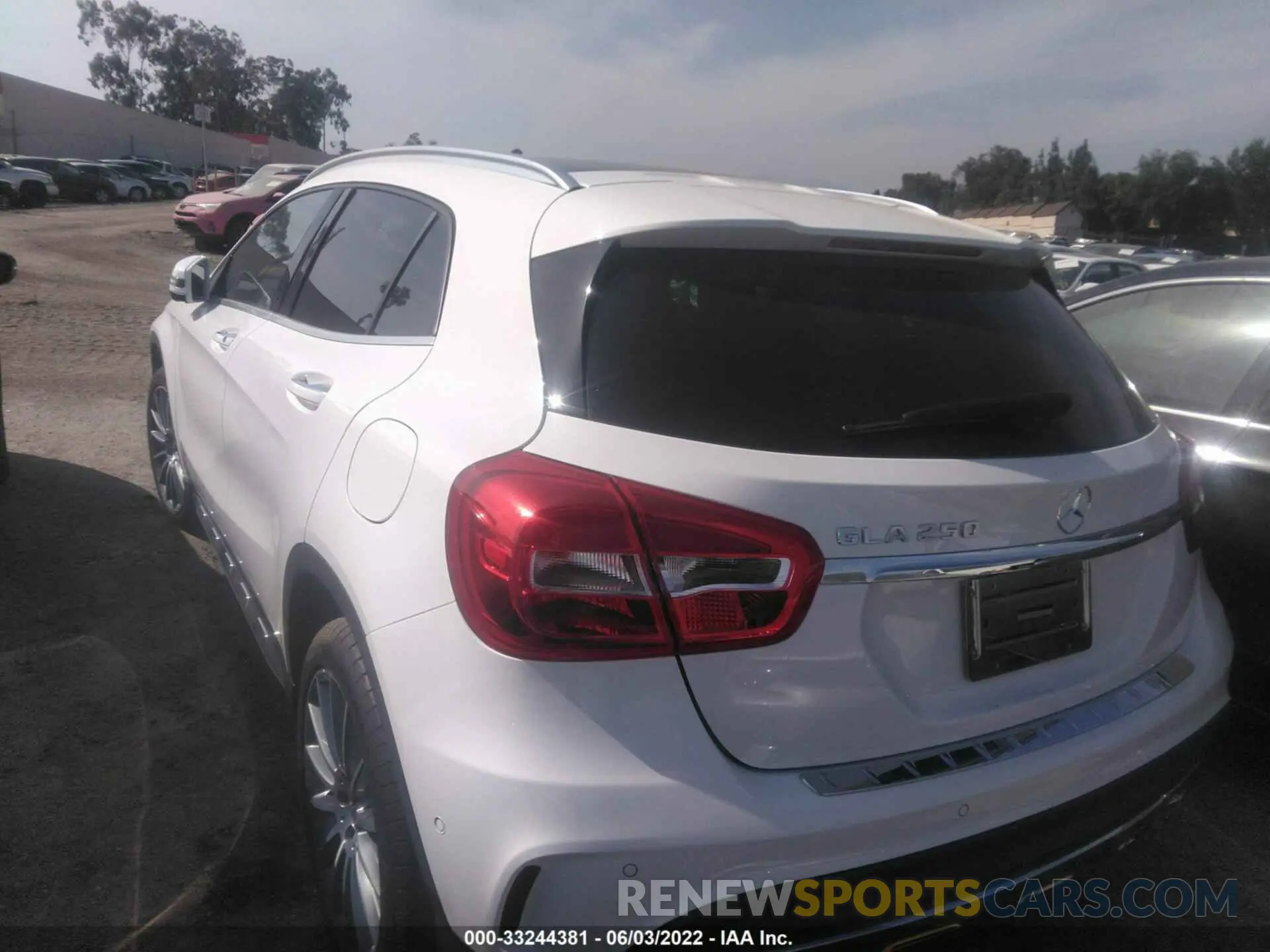 3 fotografías del automóvil dañado W1NTG4EBXLU040585 MERCEDES-BENZ GLA 2020