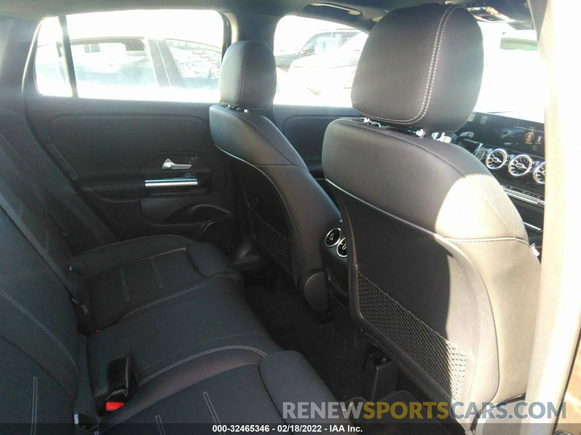 8 fotografías del automóvil dañado W1N4N5BB4MJ315889 MERCEDES-BENZ GLA 2021