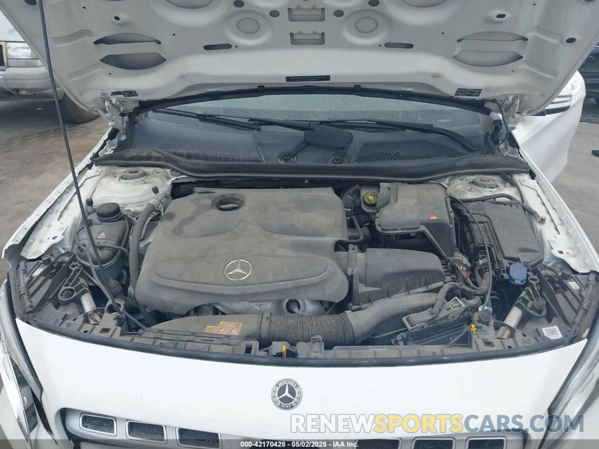 10 fotografías del automóvil dañado WDCTG4EB0KU000628 MERCEDES-BENZ GLA 250 2019