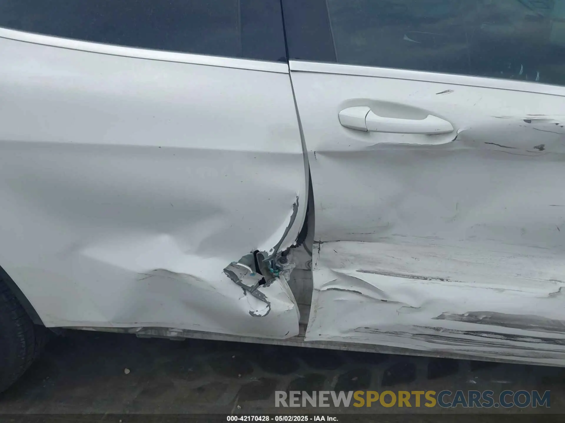19 fotografías del automóvil dañado WDCTG4EB0KU000628 MERCEDES-BENZ GLA 250 2019