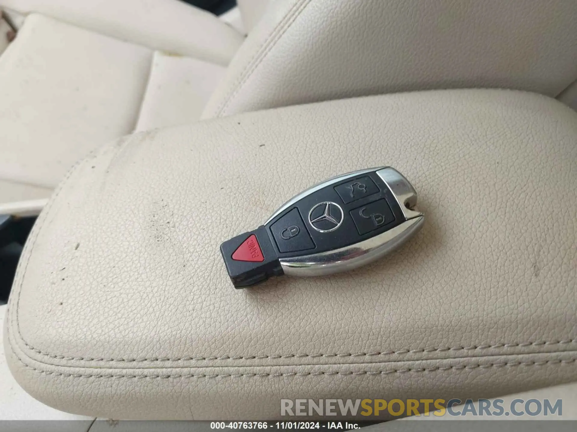 11 fotografías del automóvil dañado WDCTG4EB1KJ550485 MERCEDES-BENZ GLA 250 2019