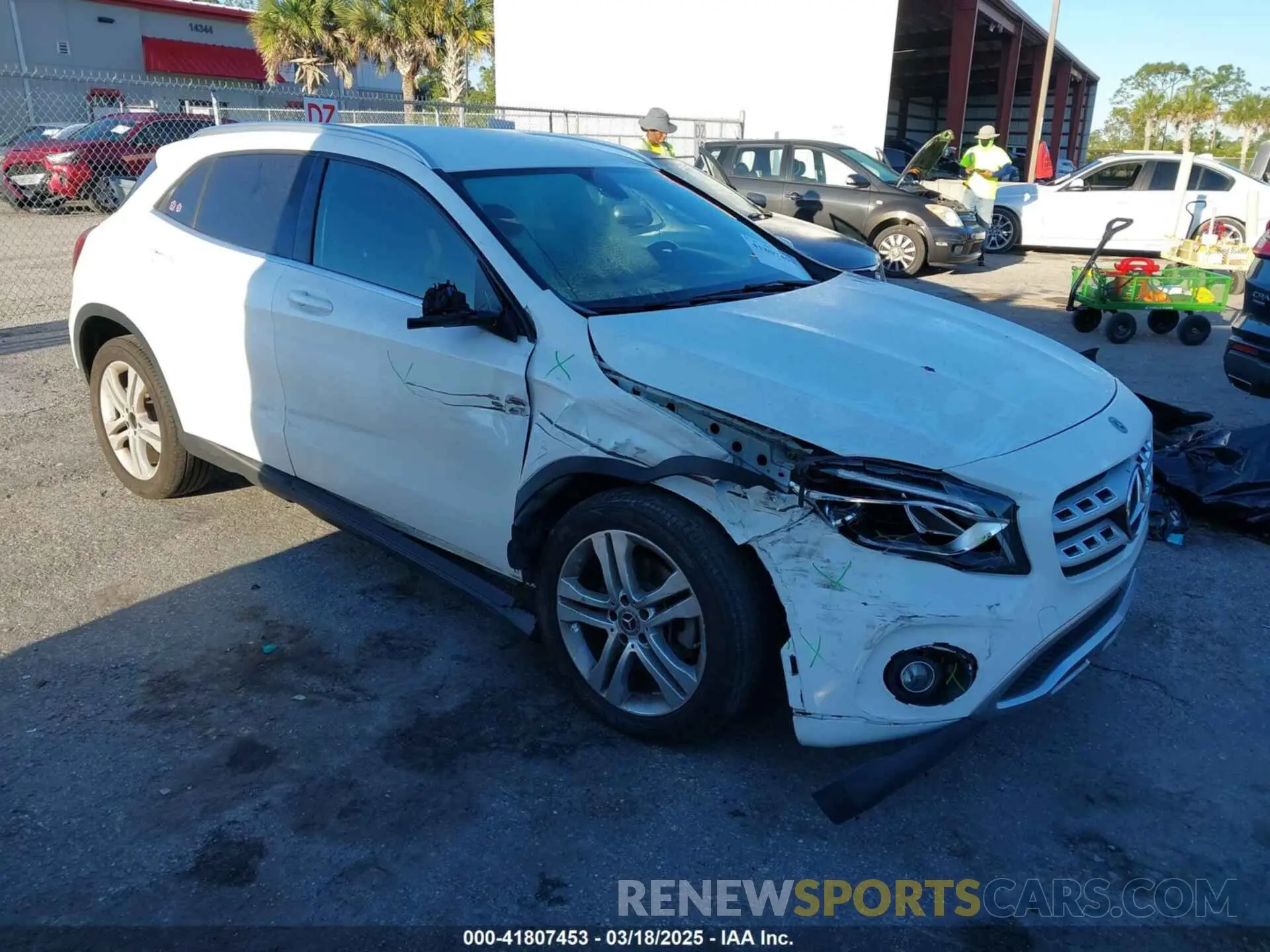 1 fotografías del automóvil dañado WDCTG4EB1KJ551894 MERCEDES-BENZ GLA 250 2019