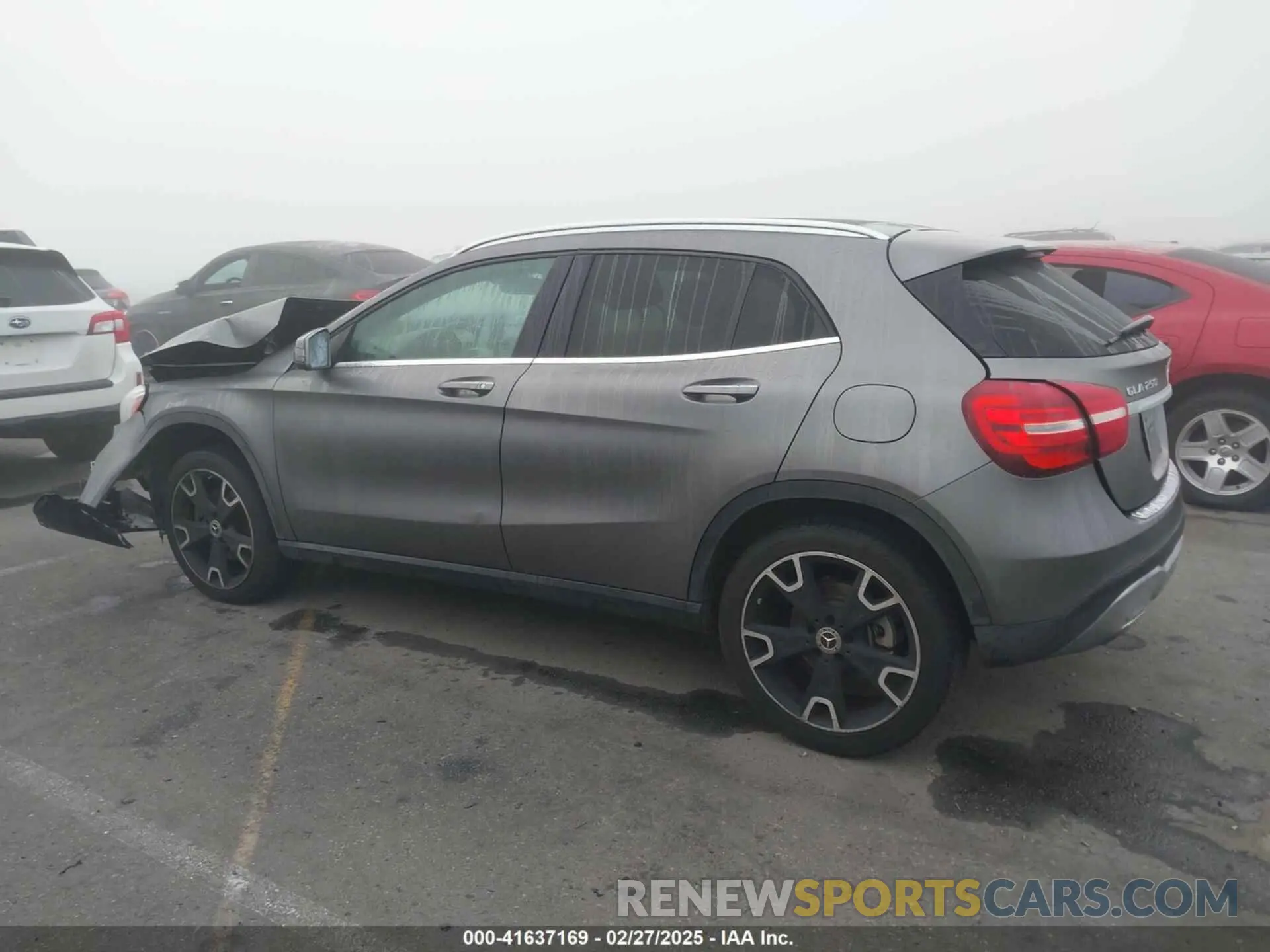 15 fotografías del automóvil dañado WDCTG4EB3KJ620763 MERCEDES-BENZ GLA 250 2019
