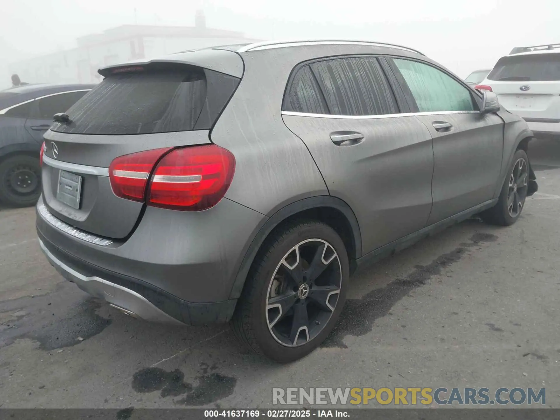 4 fotografías del automóvil dañado WDCTG4EB3KJ620763 MERCEDES-BENZ GLA 250 2019