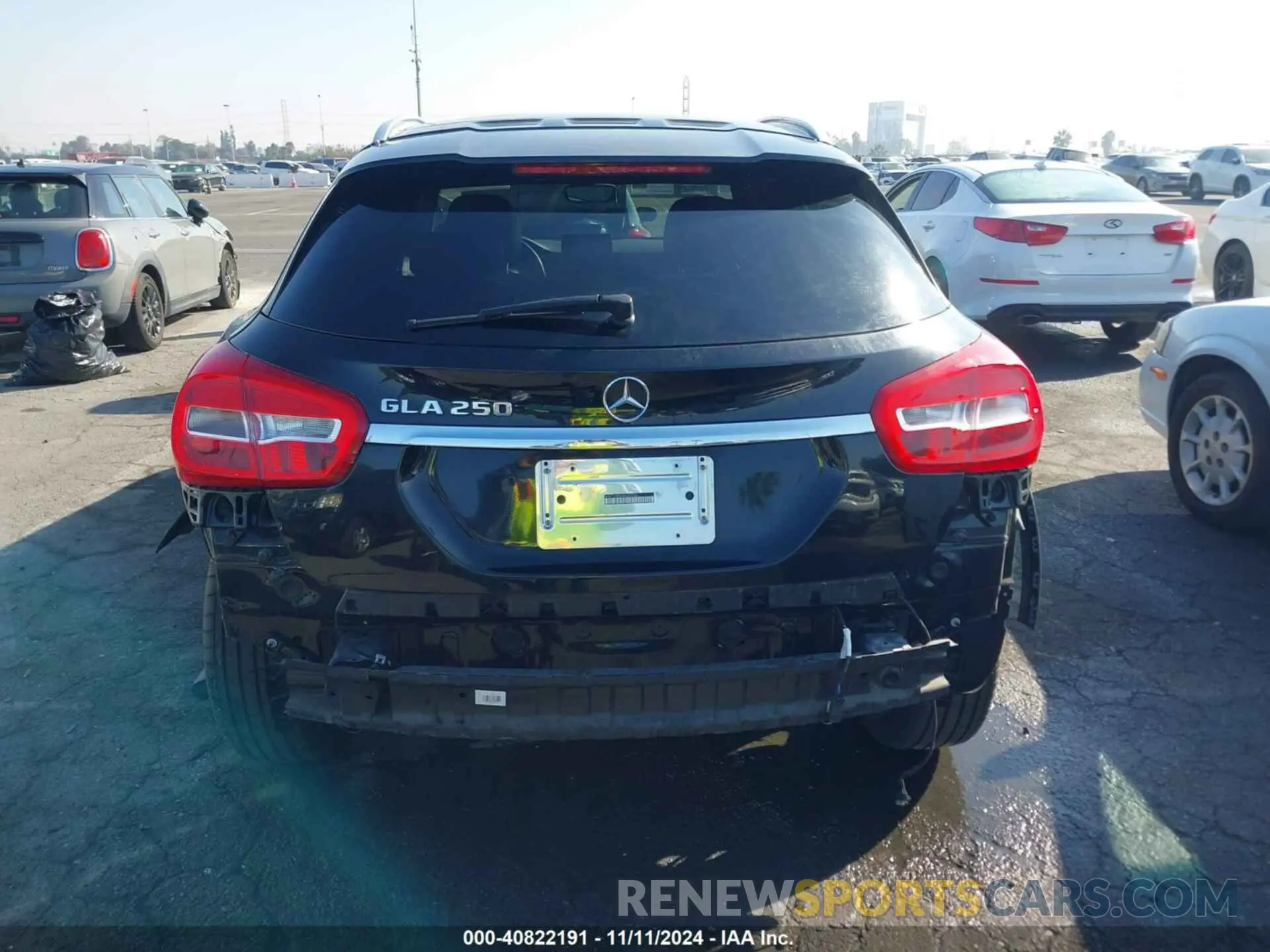 17 fotografías del automóvil dañado WDCTG4EB4KU000700 MERCEDES-BENZ GLA 250 2019