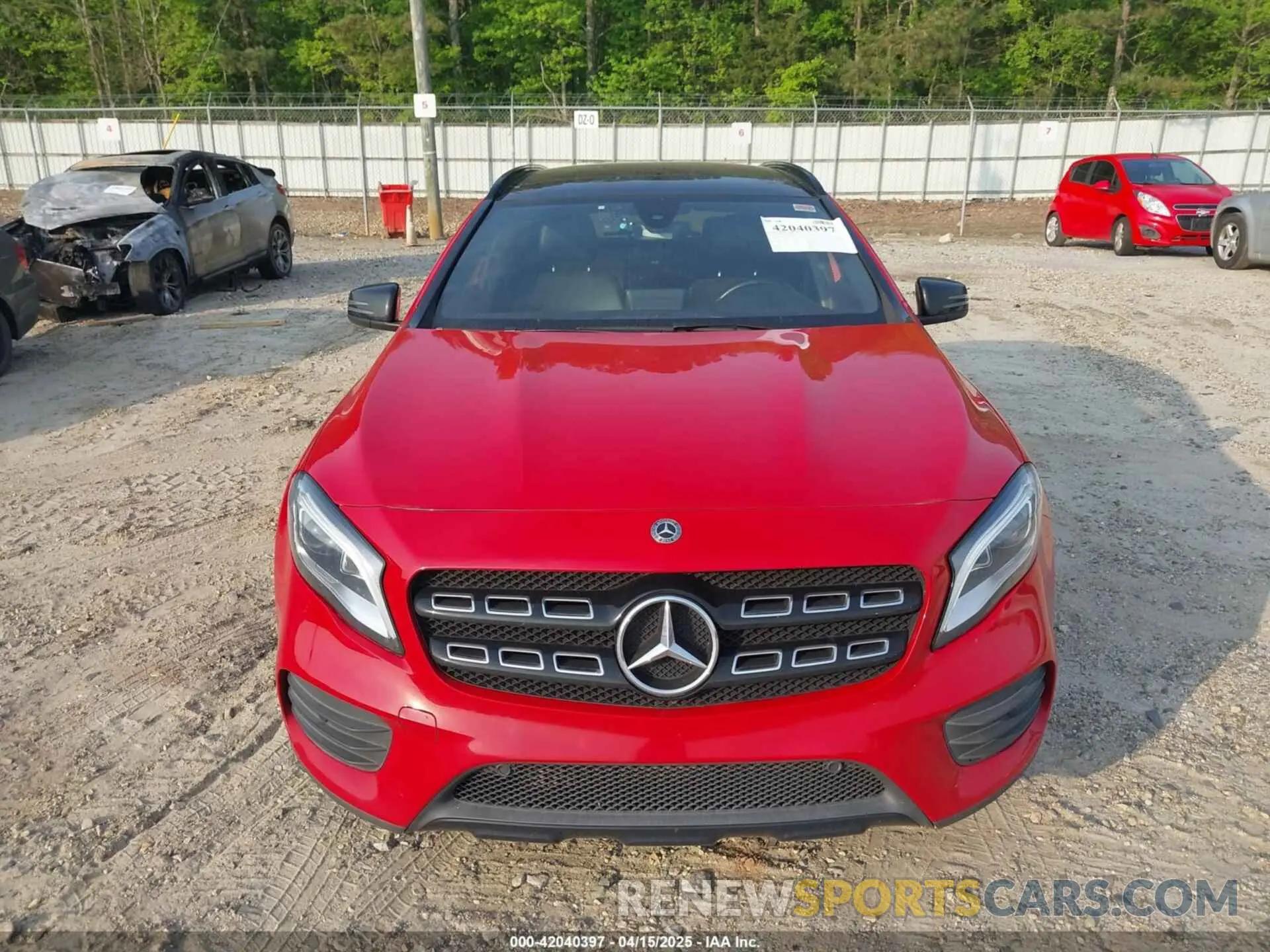 12 fotografías del automóvil dañado WDCTG4EB4KU019036 MERCEDES-BENZ GLA 250 2019