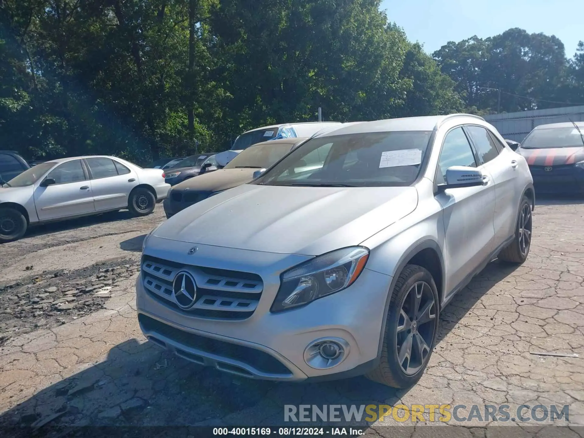 2 fotografías del automóvil dañado WDCTG4EB5KU006117 MERCEDES-BENZ GLA 250 2019