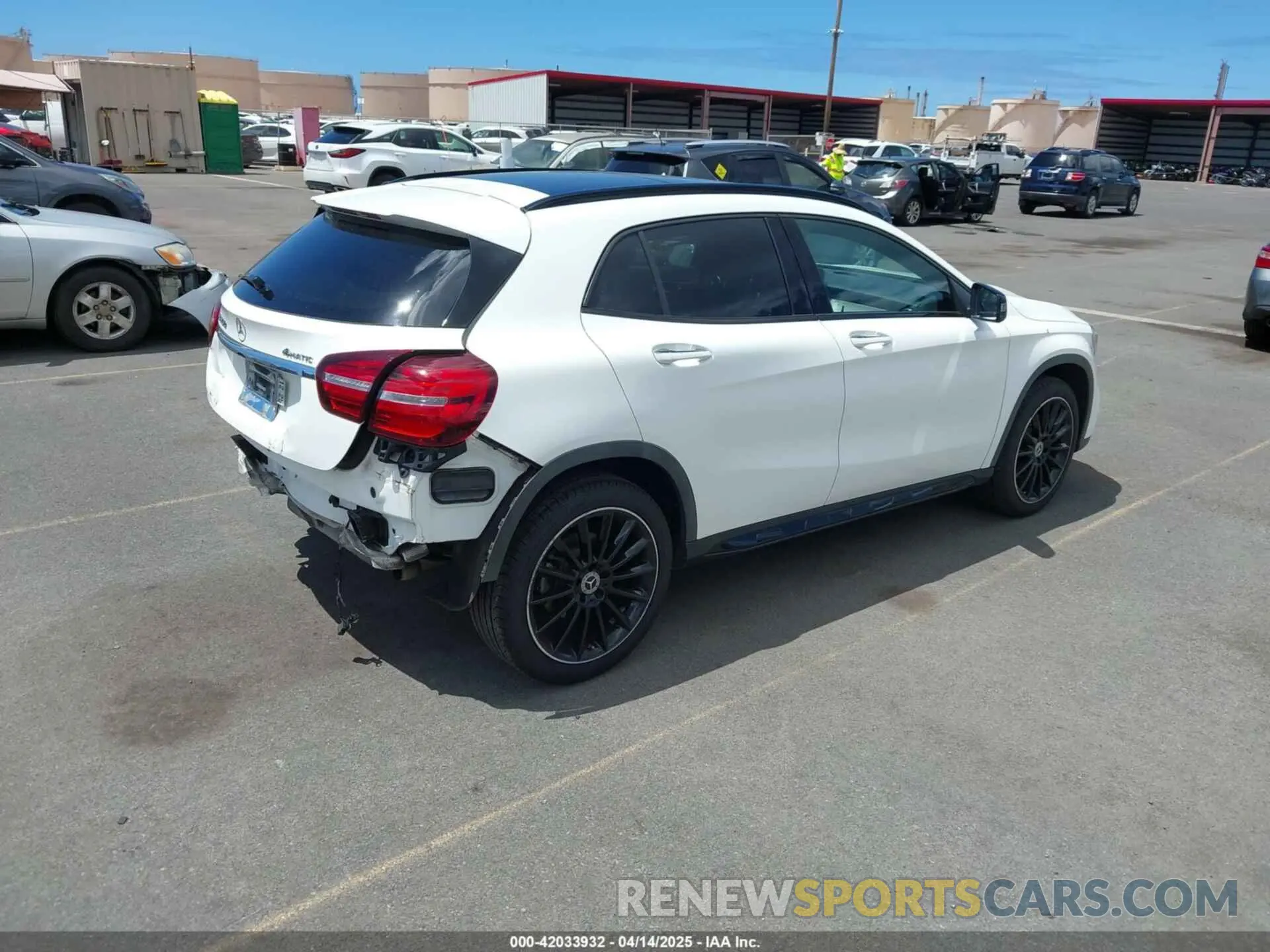4 fotografías del automóvil dañado WDCTG4EB8KU003406 MERCEDES-BENZ GLA 250 2019