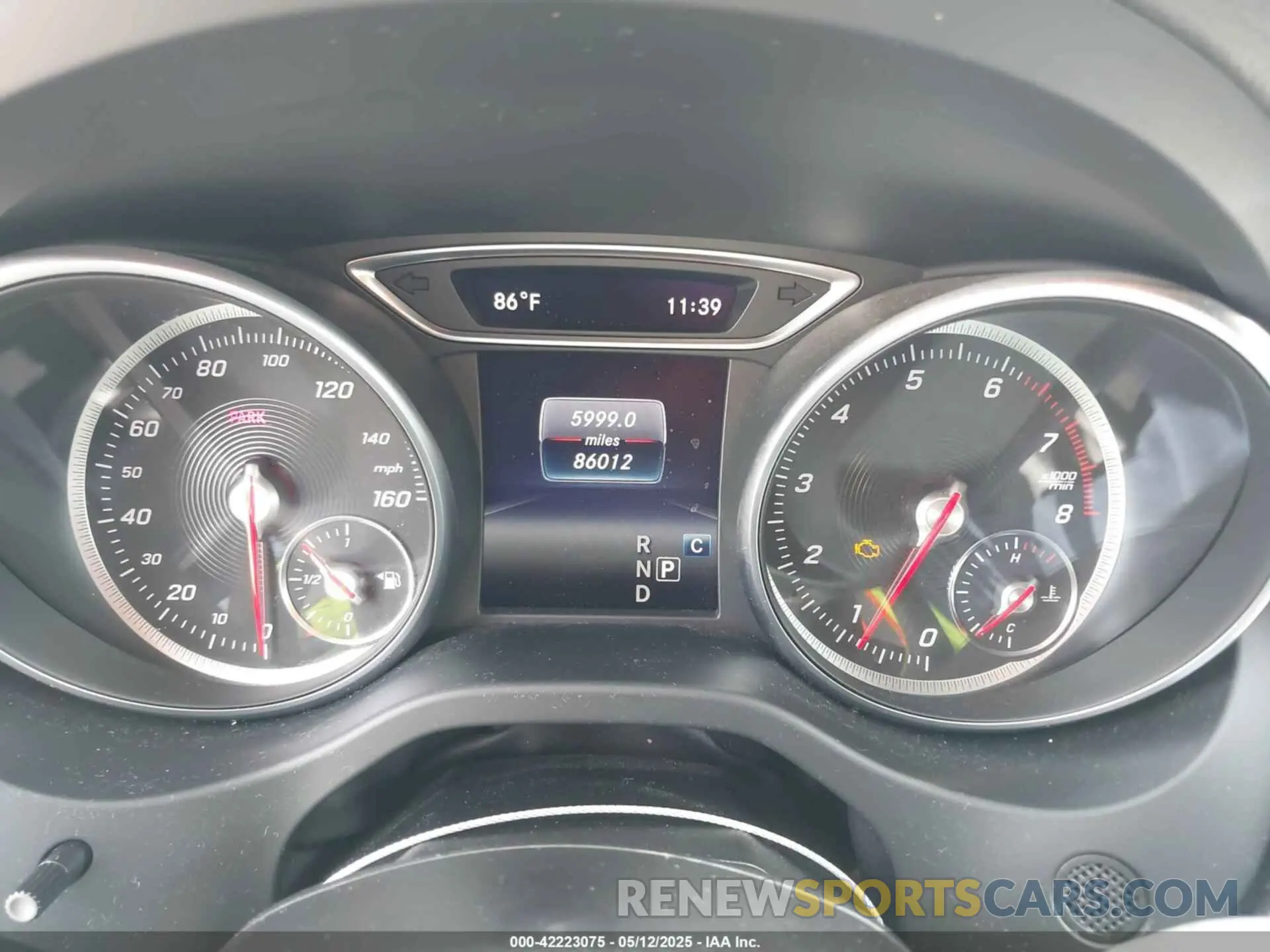 16 fotografías del automóvil dañado WDCTG4EB9KJ550931 MERCEDES-BENZ GLA 250 2019