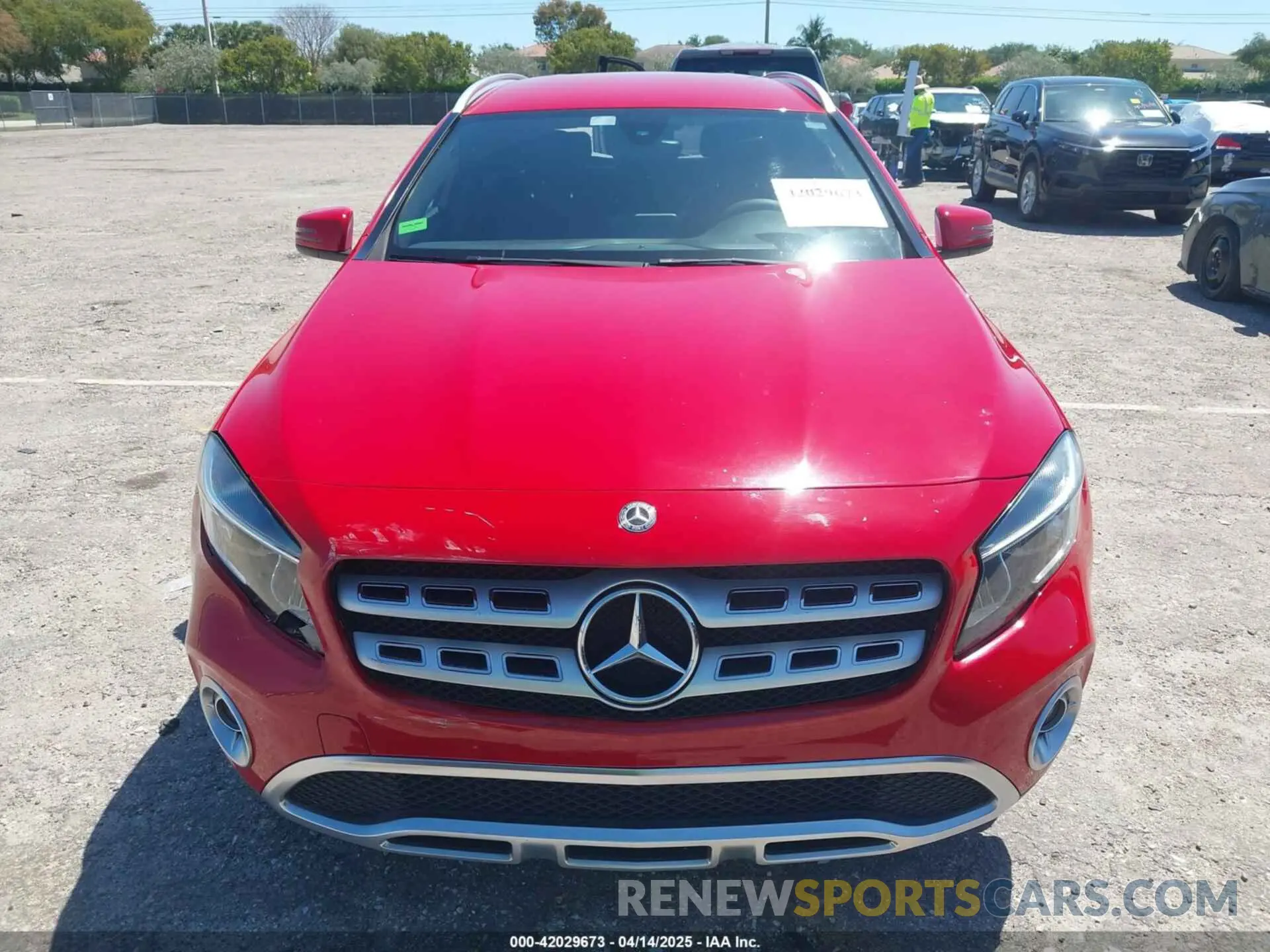 13 fotografías del automóvil dañado WDCTG4EB9KU012244 MERCEDES-BENZ GLA 250 2019