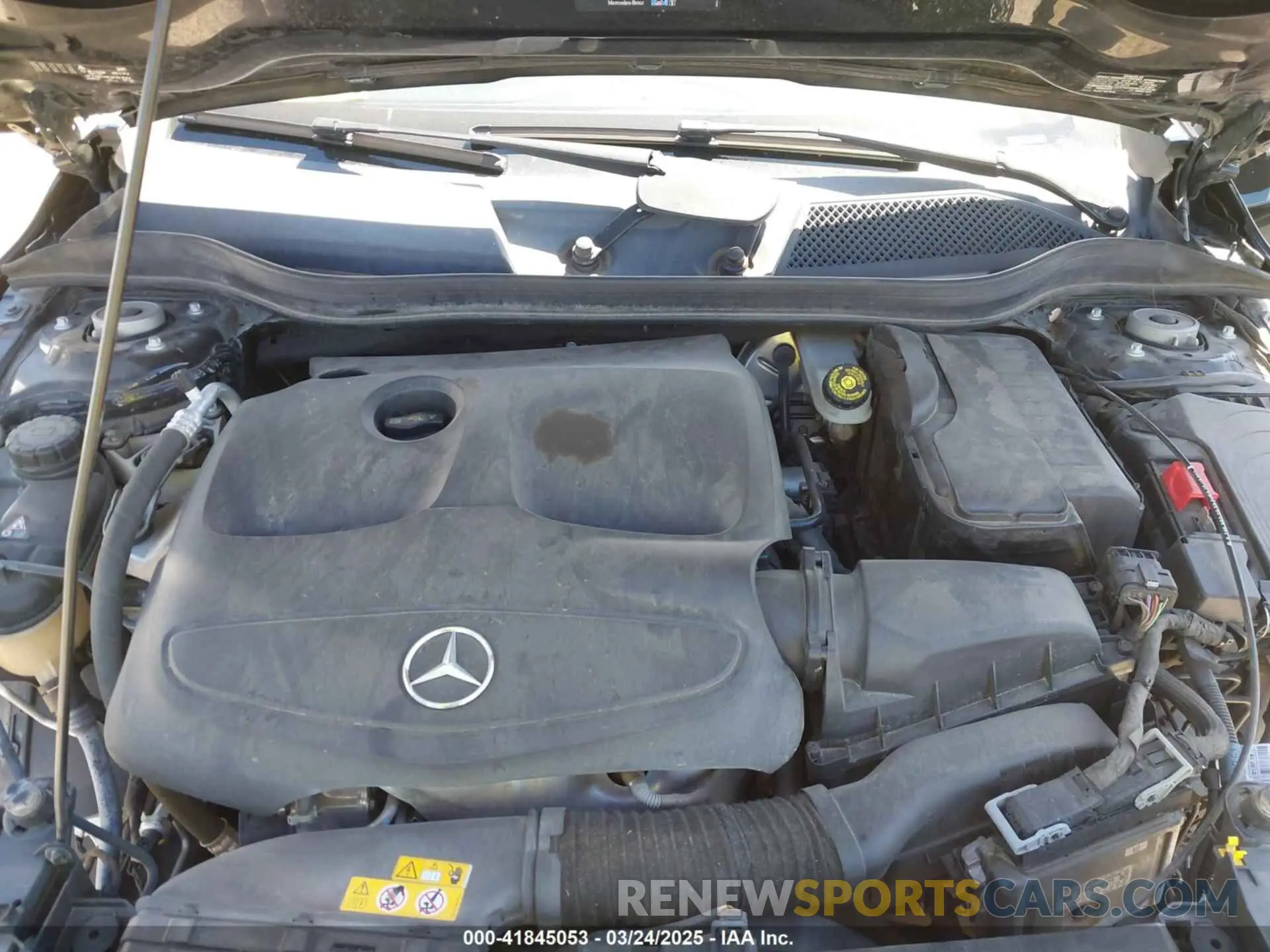 10 fotografías del automóvil dañado WDCTG4GB1KJ549320 MERCEDES-BENZ GLA 250 2019