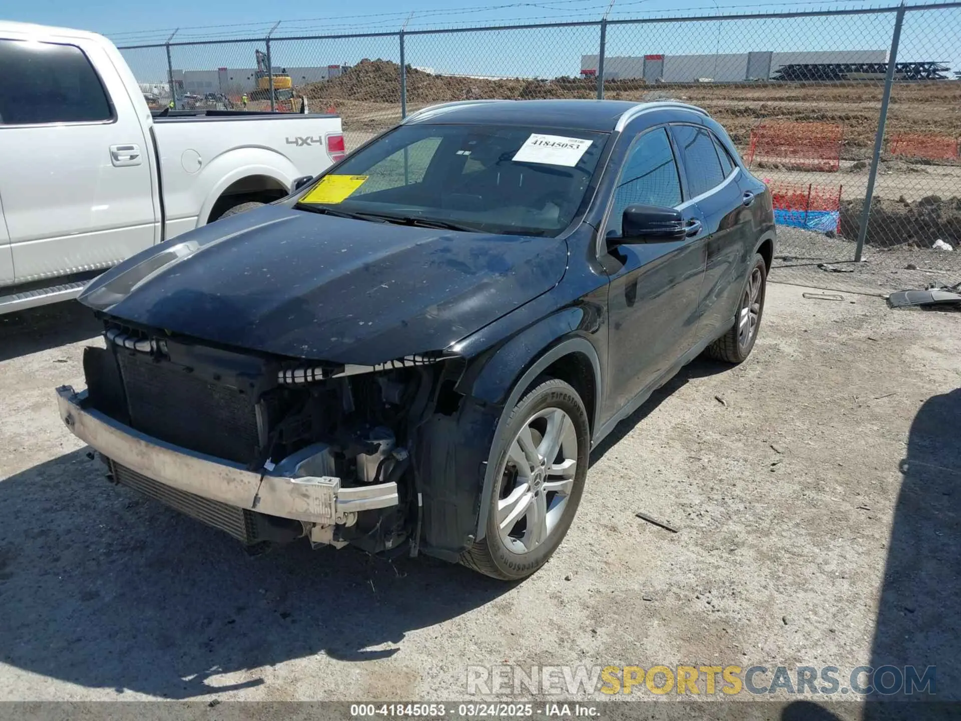 2 fotografías del automóvil dañado WDCTG4GB1KJ549320 MERCEDES-BENZ GLA 250 2019