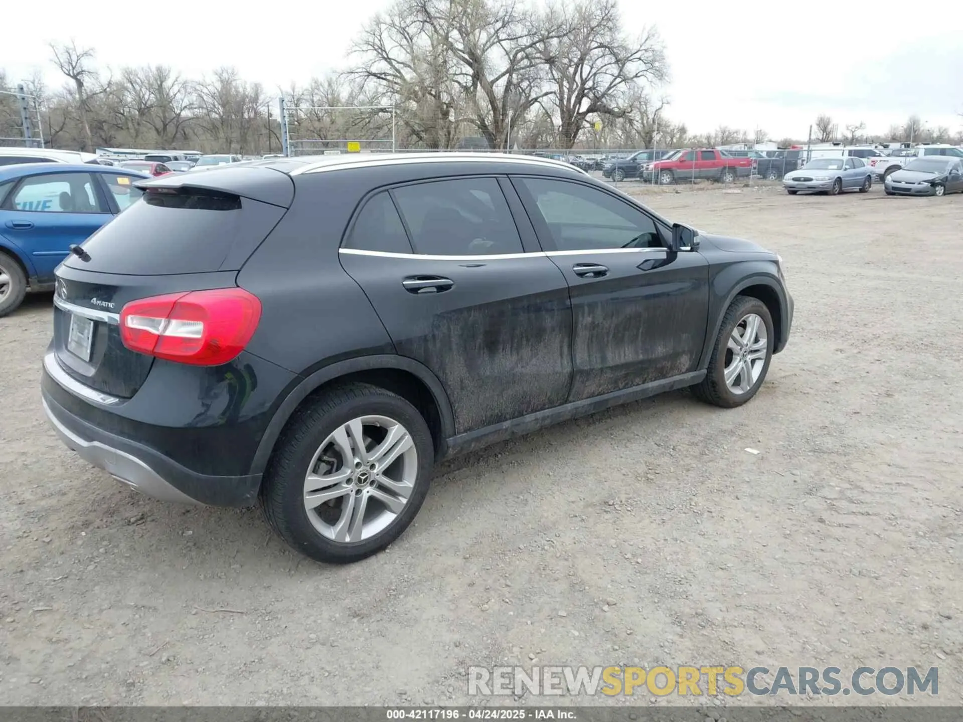 4 fotografías del automóvil dañado WDCTG4GB1KJ614201 MERCEDES-BENZ GLA 250 2019