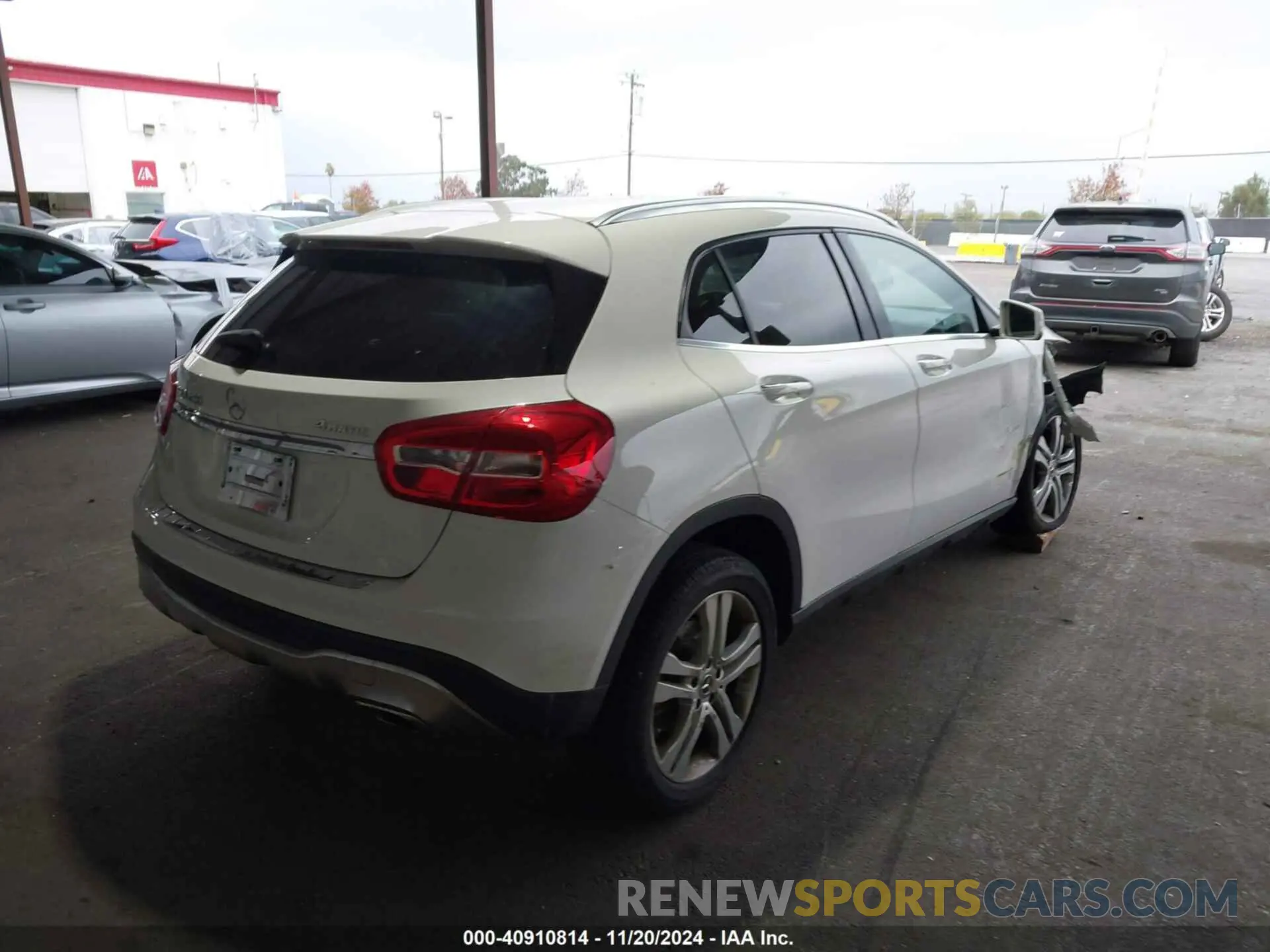 4 fotografías del automóvil dañado WDCTG4GB1KU020397 MERCEDES-BENZ GLA 250 2019