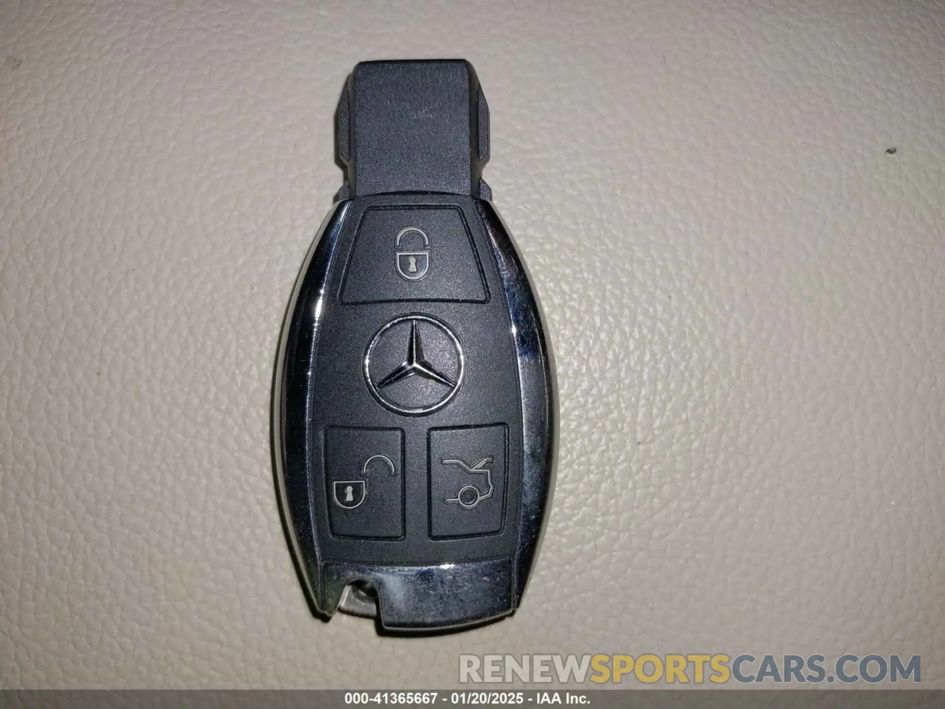 11 fotografías del automóvil dañado WDCTG4GB4KJ644728 MERCEDES-BENZ GLA 250 2019