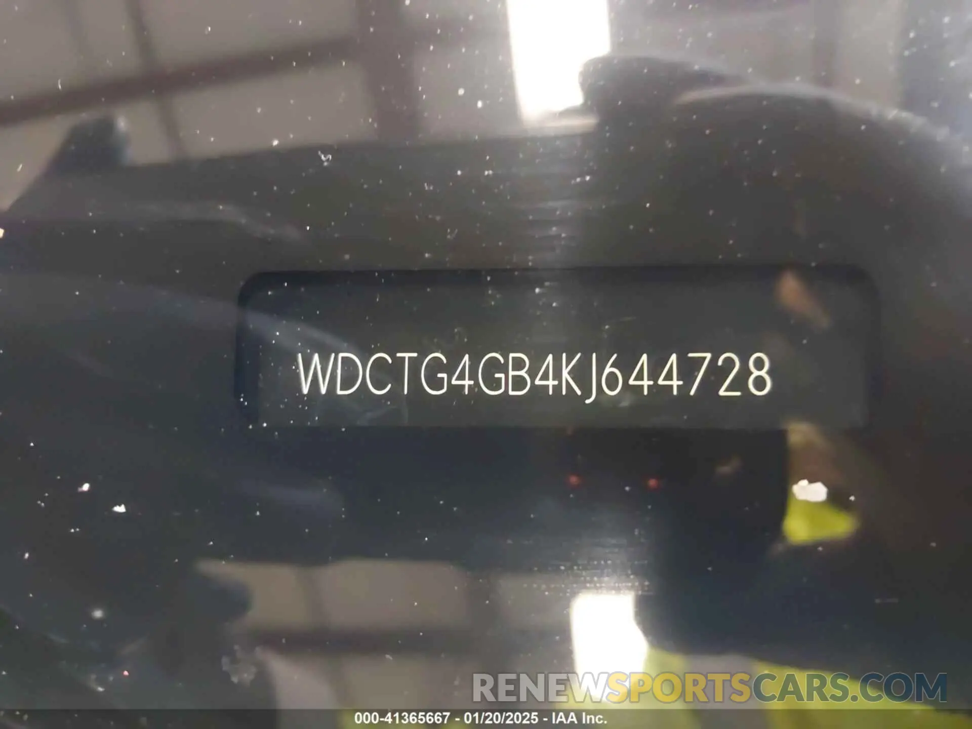 17 fotografías del automóvil dañado WDCTG4GB4KJ644728 MERCEDES-BENZ GLA 250 2019