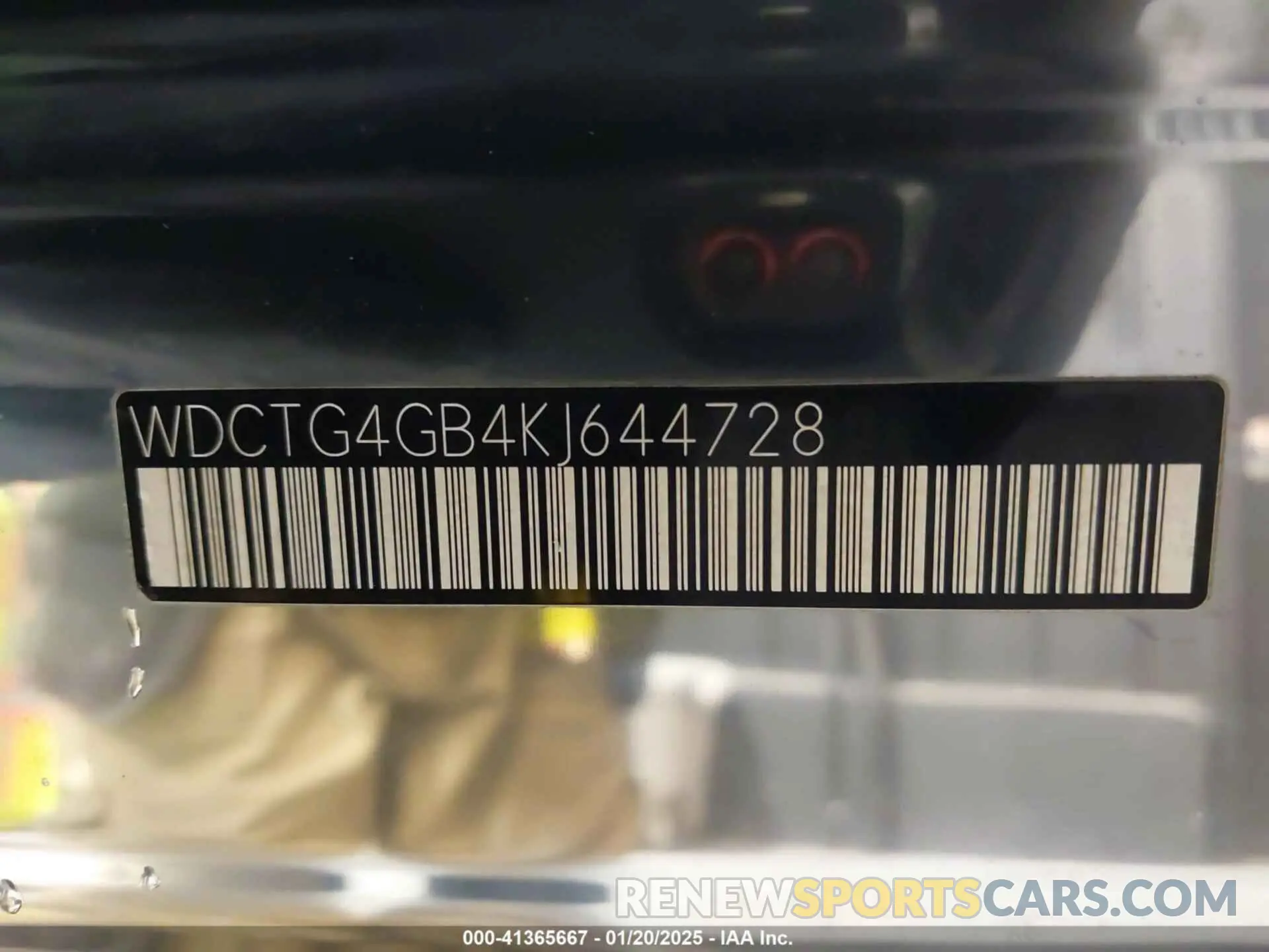 18 fotografías del automóvil dañado WDCTG4GB4KJ644728 MERCEDES-BENZ GLA 250 2019