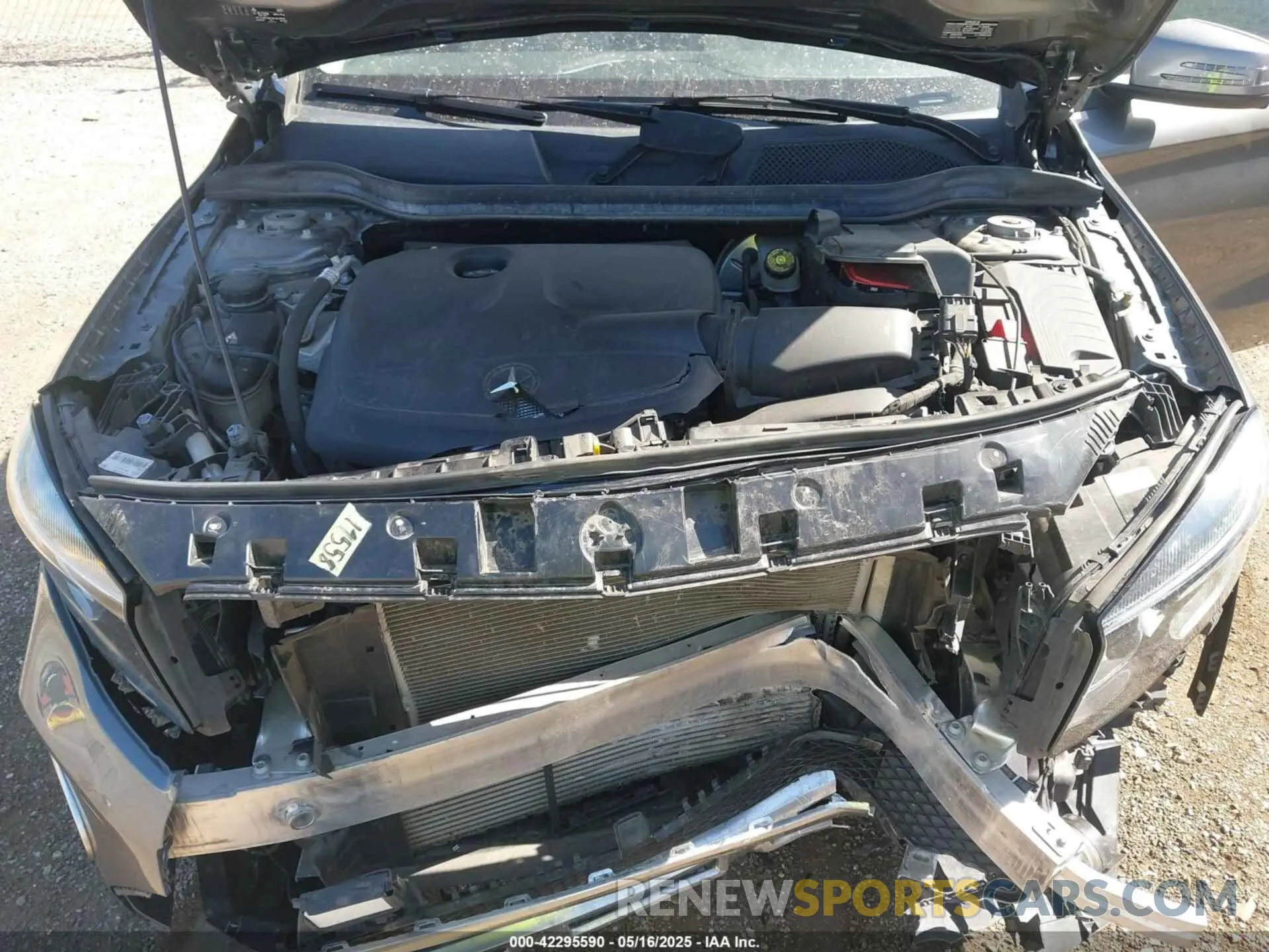 10 fotografías del automóvil dañado WDCTG4GB5KJ543682 MERCEDES-BENZ GLA 250 2019