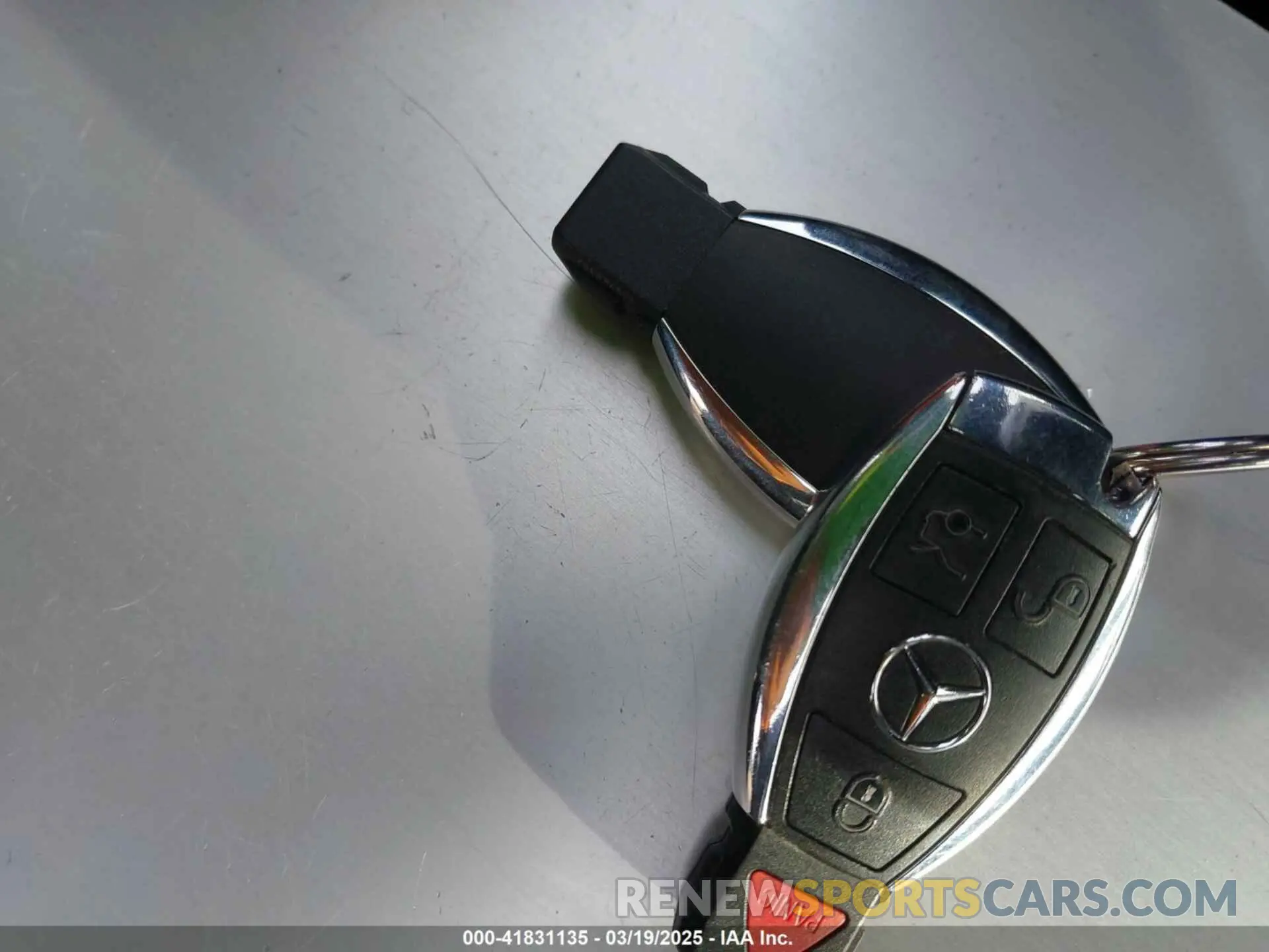 11 fotografías del automóvil dañado WDCTG4GB5KJ552169 MERCEDES-BENZ GLA 250 2019