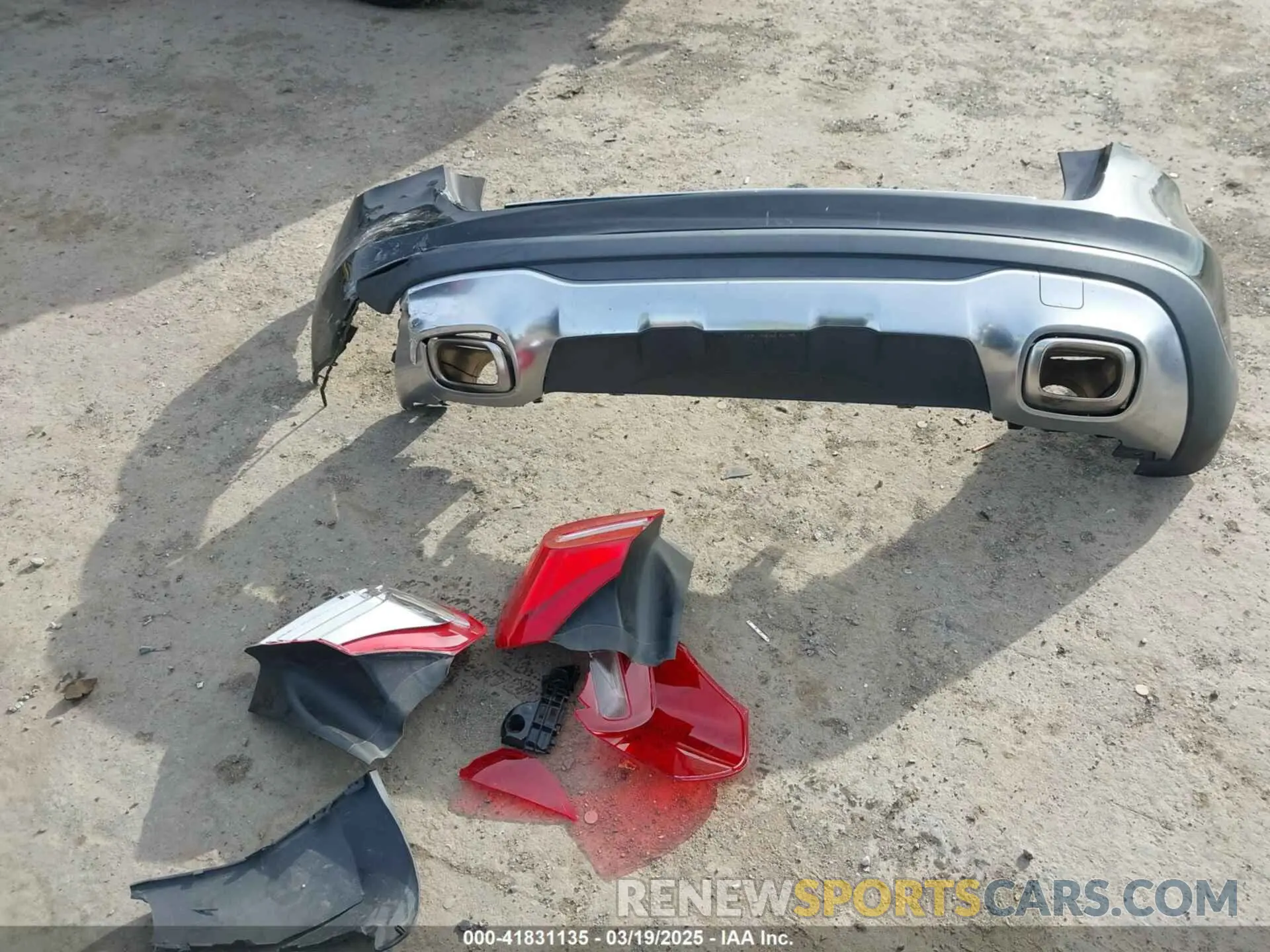 12 fotografías del automóvil dañado WDCTG4GB5KJ552169 MERCEDES-BENZ GLA 250 2019