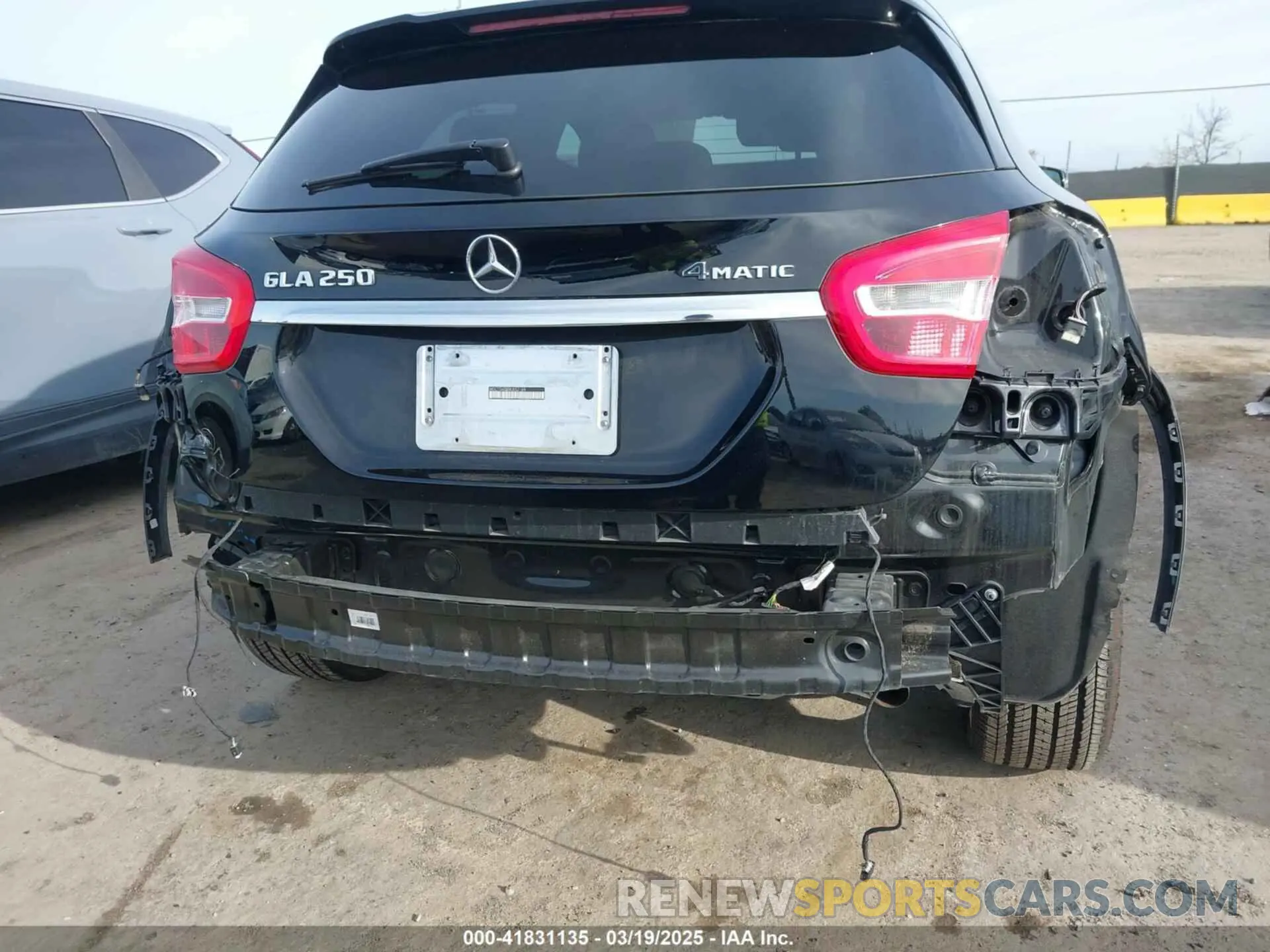 6 fotografías del automóvil dañado WDCTG4GB5KJ552169 MERCEDES-BENZ GLA 250 2019