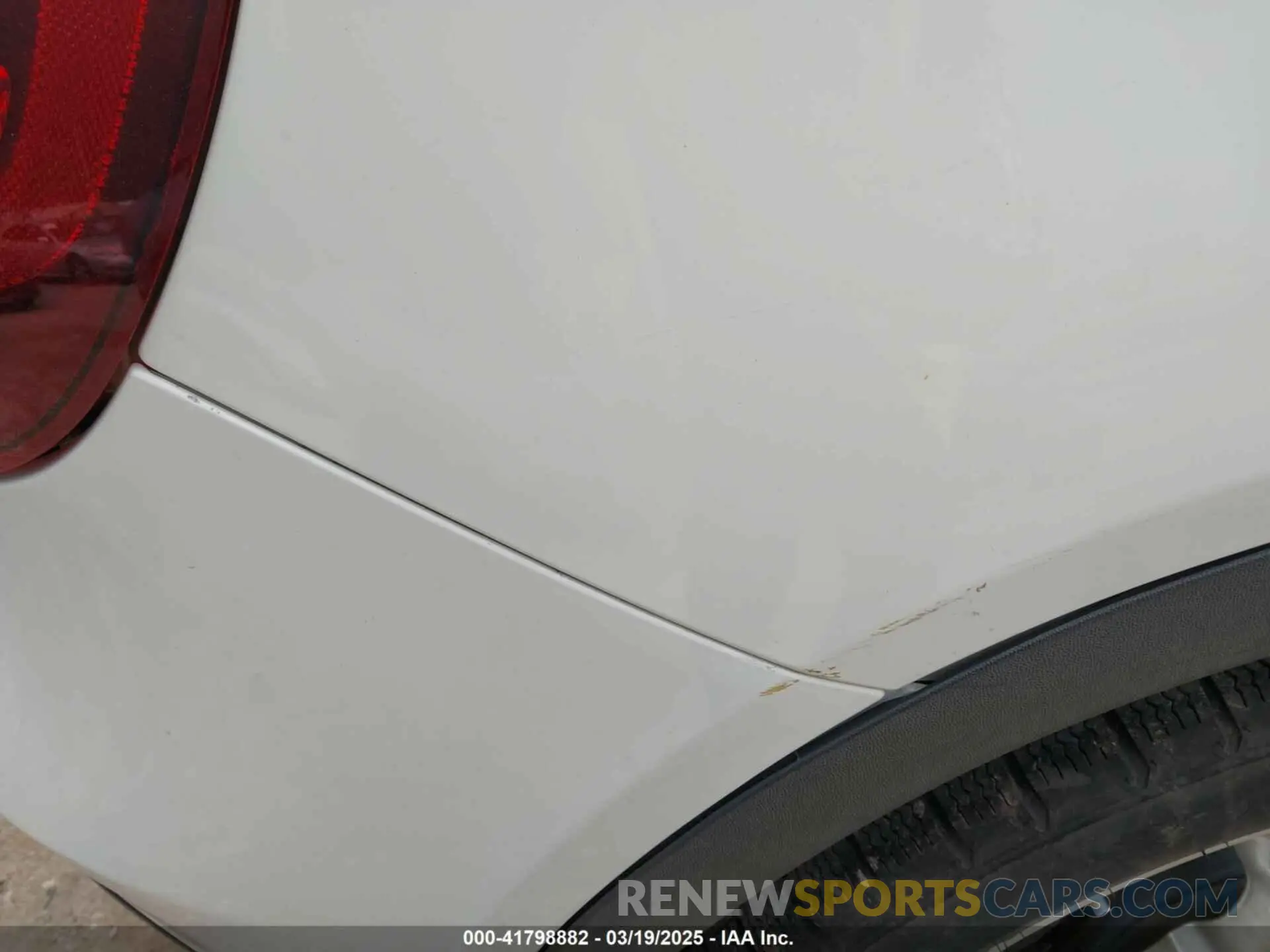 21 fotografías del automóvil dañado WDCTG4GB5KU019088 MERCEDES-BENZ GLA 250 2019