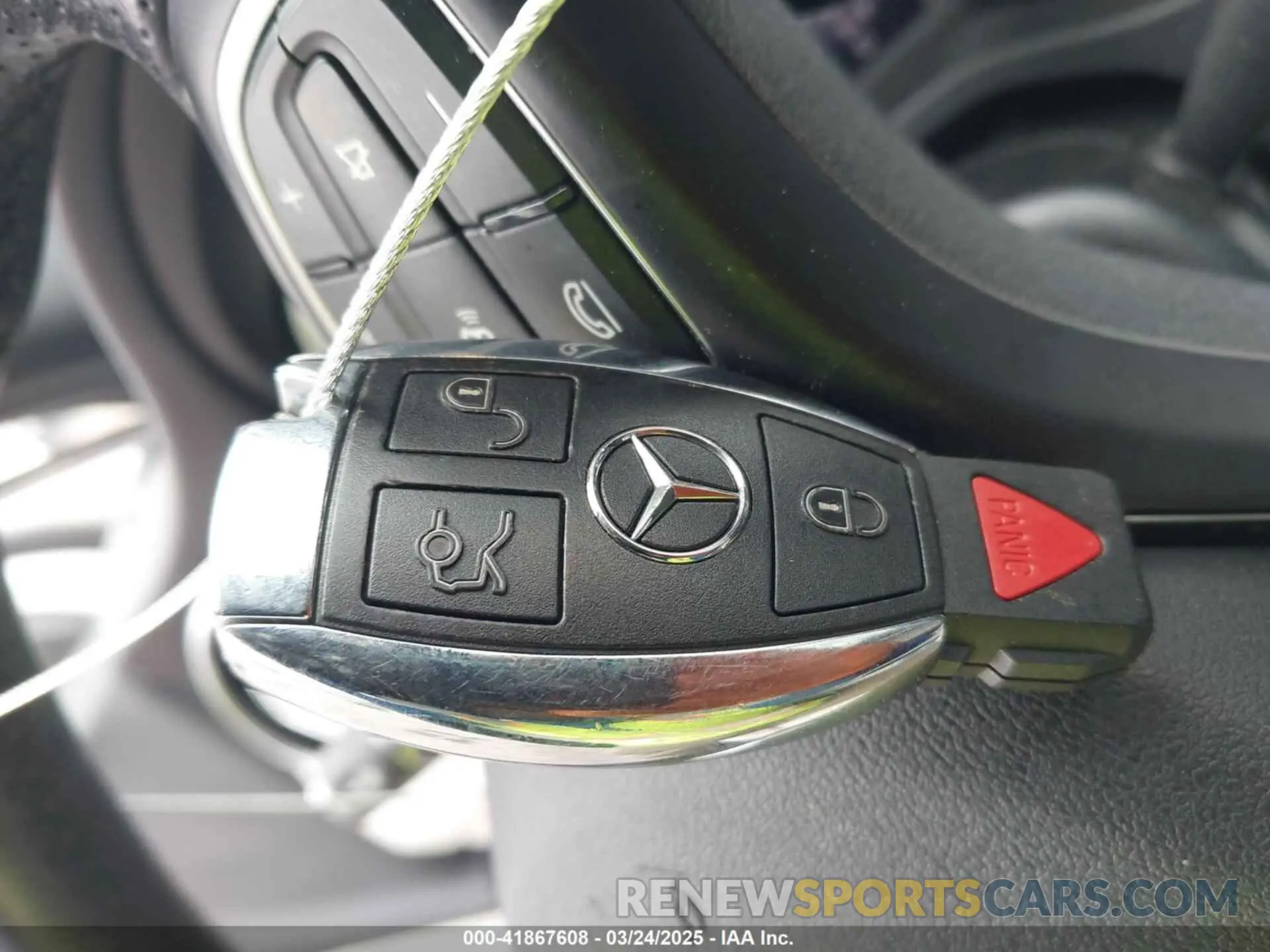 11 fotografías del automóvil dañado WDCTG4GB6KJ547448 MERCEDES-BENZ GLA 250 2019