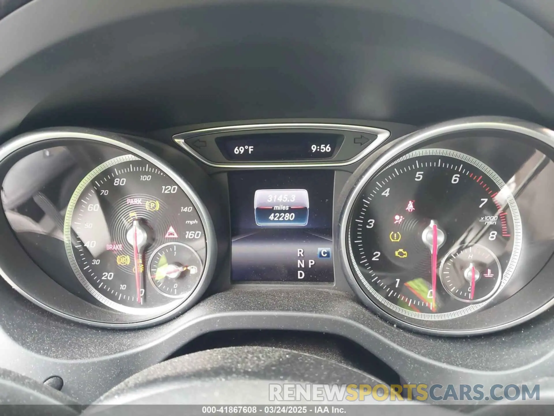 7 fotografías del automóvil dañado WDCTG4GB6KJ547448 MERCEDES-BENZ GLA 250 2019