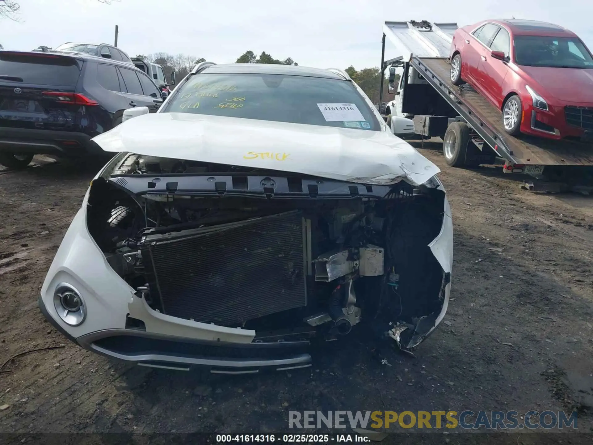 12 fotografías del automóvil dañado WDCTG4GB7KU001207 MERCEDES-BENZ GLA 250 2019