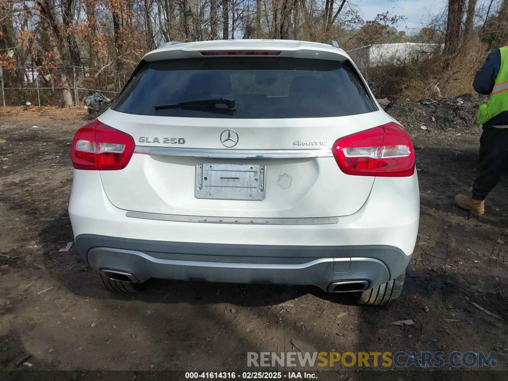 16 fotografías del automóvil dañado WDCTG4GB7KU001207 MERCEDES-BENZ GLA 250 2019