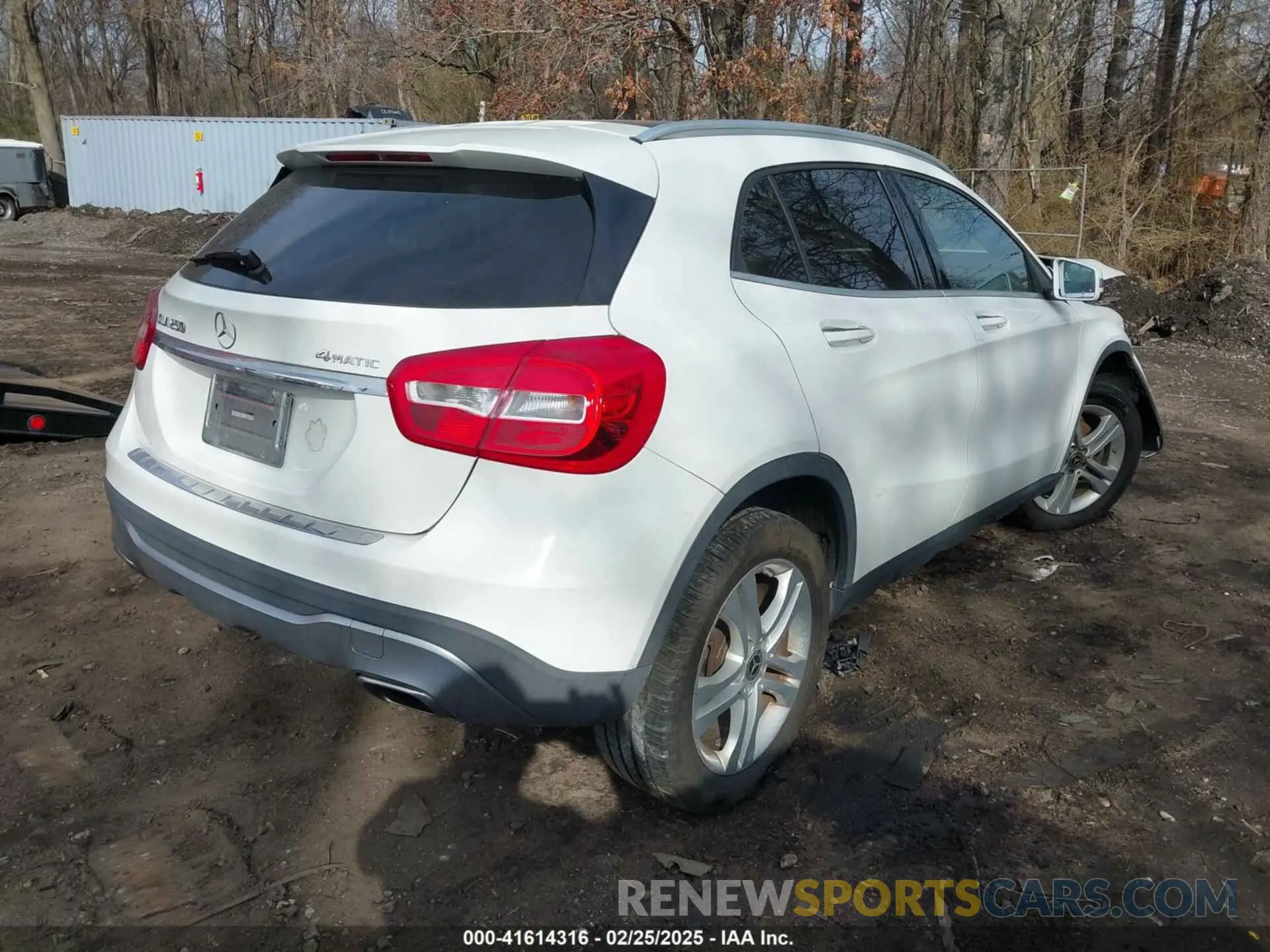 4 fotografías del automóvil dañado WDCTG4GB7KU001207 MERCEDES-BENZ GLA 250 2019