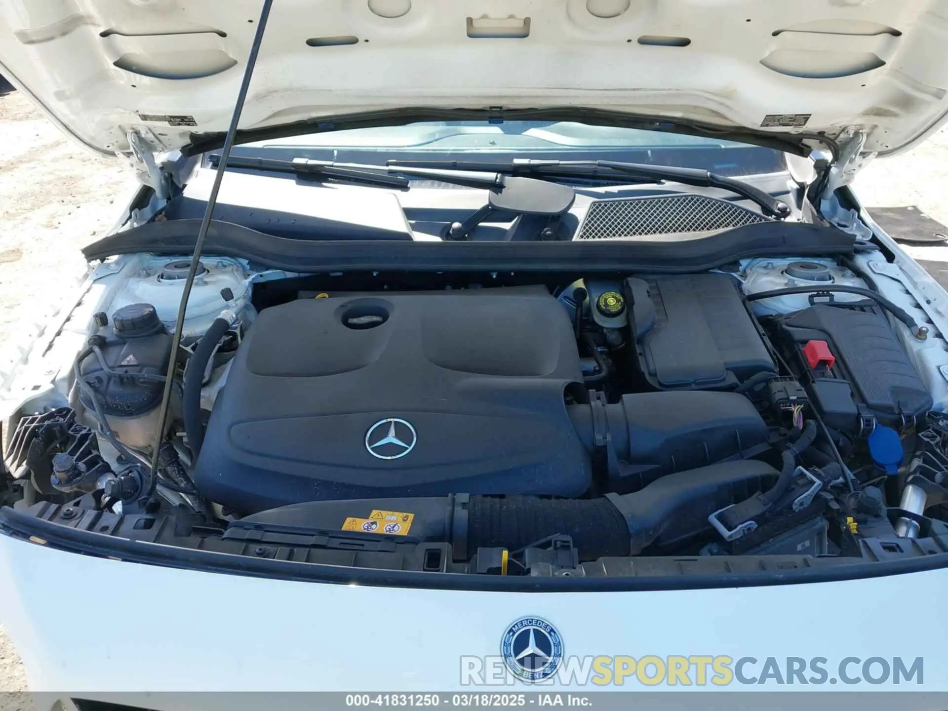 10 fotografías del automóvil dañado WDCTG4GB9KU013021 MERCEDES-BENZ GLA 250 2019