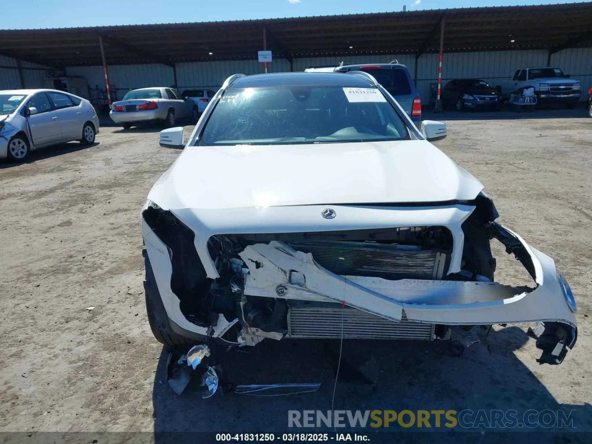 6 fotografías del automóvil dañado WDCTG4GB9KU013021 MERCEDES-BENZ GLA 250 2019