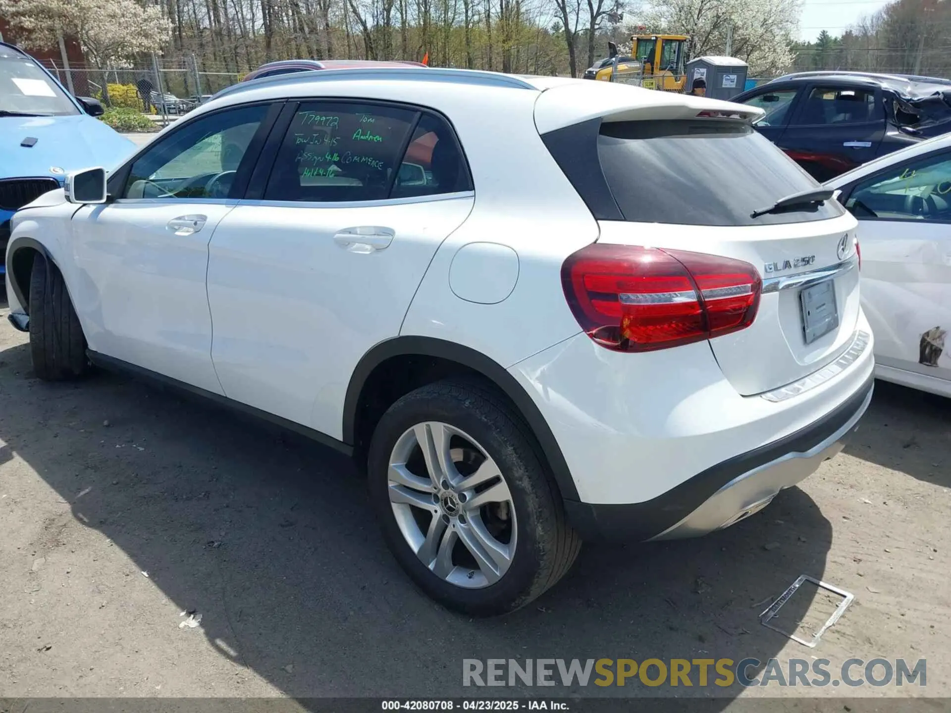 3 fotografías del automóvil dañado WDCTG4GB9KU019398 MERCEDES-BENZ GLA 250 2019