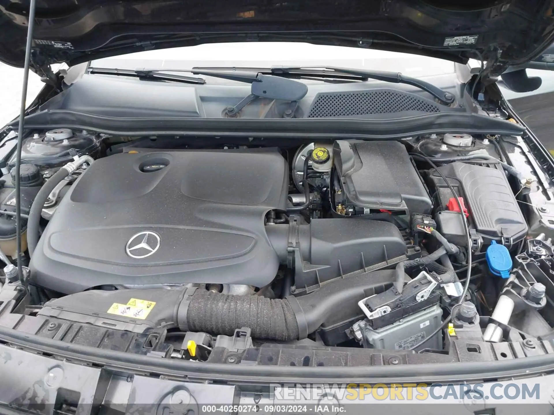 10 fotografías del automóvil dañado W1NTG4EB0LU029613 MERCEDES-BENZ GLA 250 2020