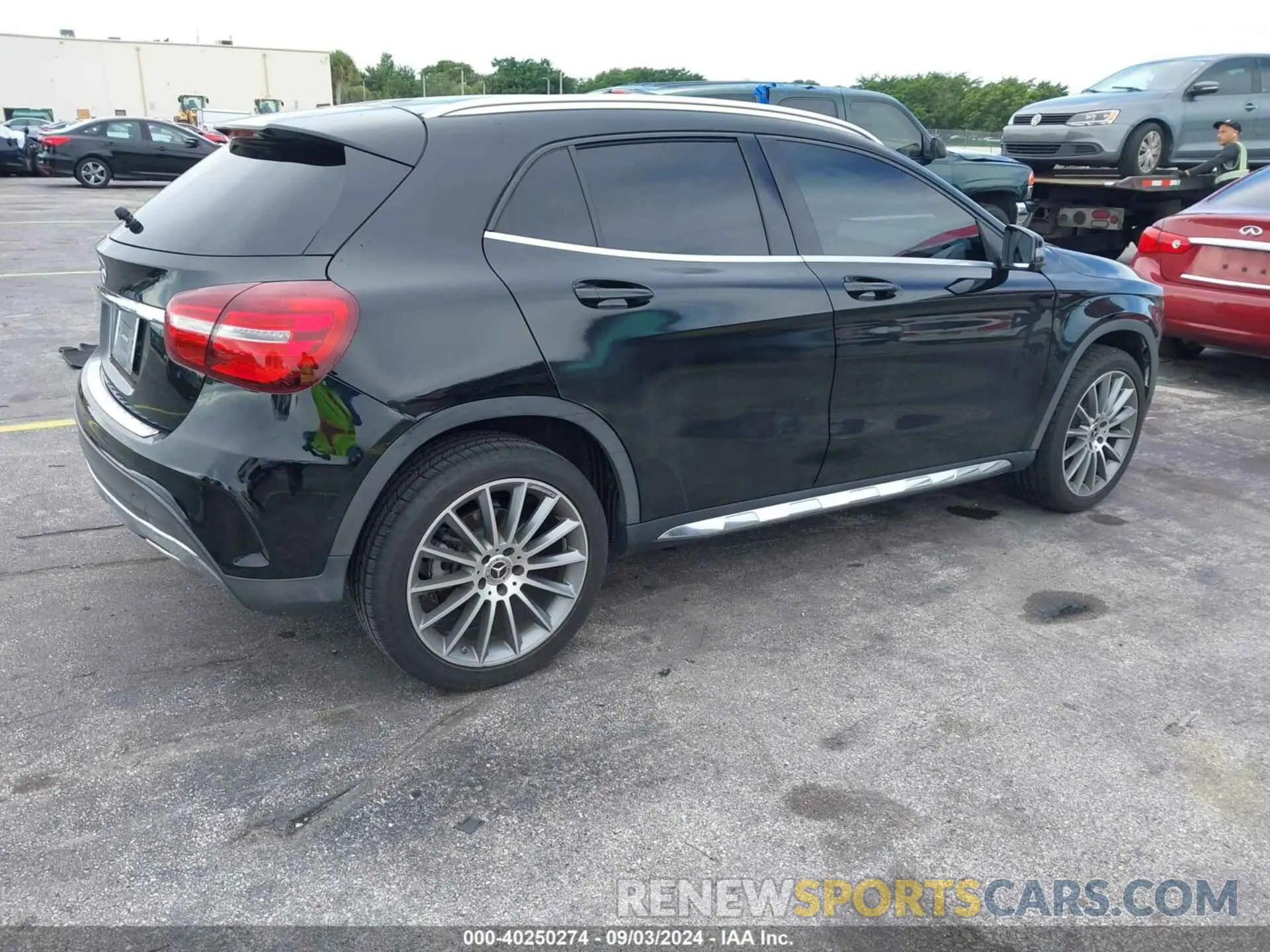4 fotografías del automóvil dañado W1NTG4EB0LU029613 MERCEDES-BENZ GLA 250 2020