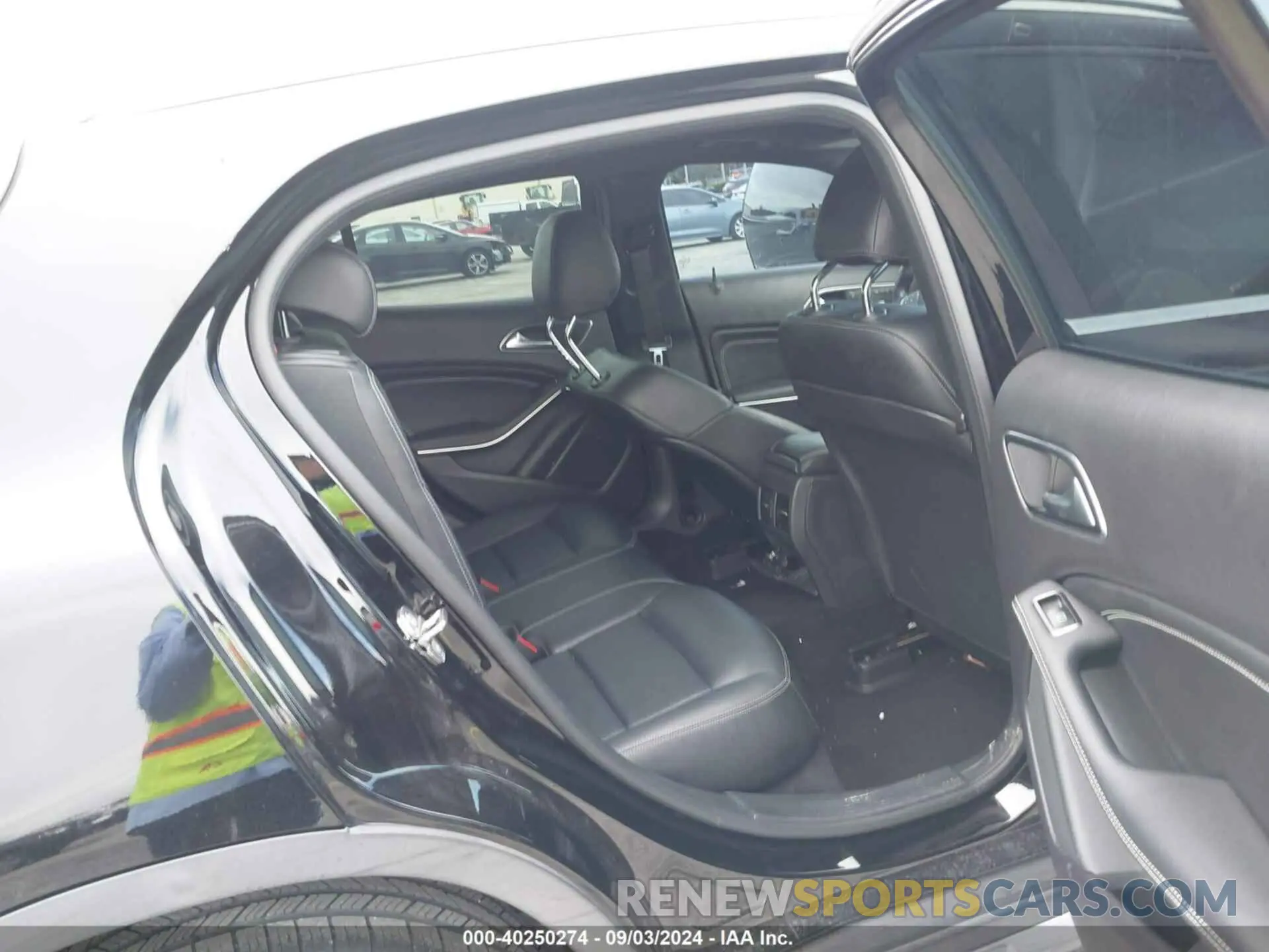 8 fotografías del automóvil dañado W1NTG4EB0LU029613 MERCEDES-BENZ GLA 250 2020