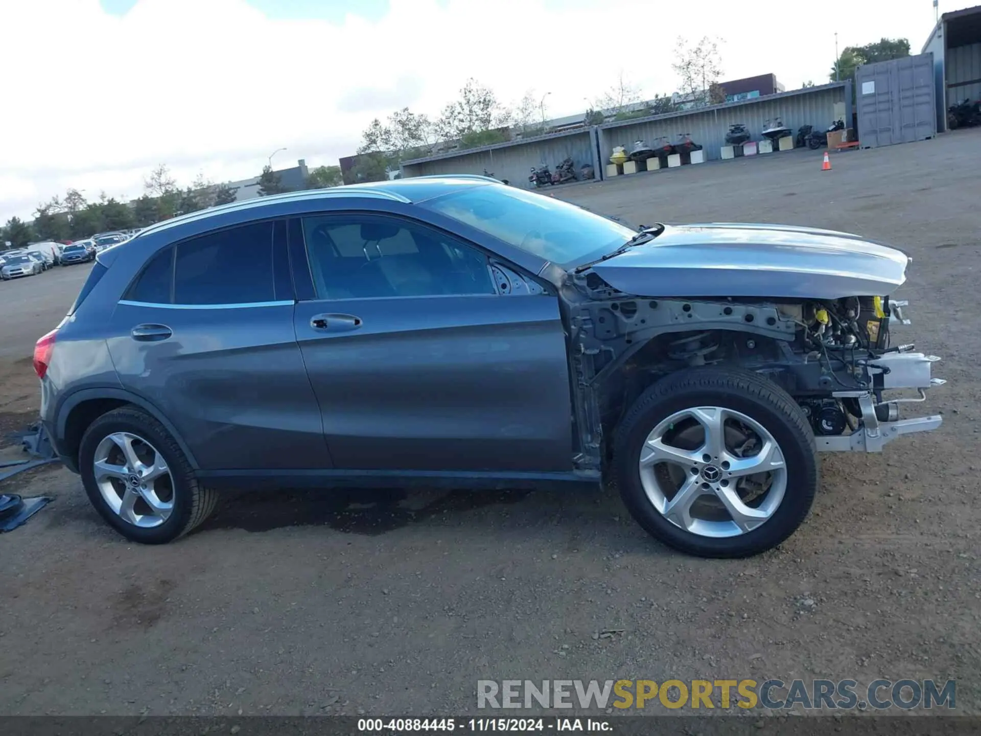14 fotografías del automóvil dañado WDCTG4EB0LJ675897 MERCEDES-BENZ GLA 250 2020