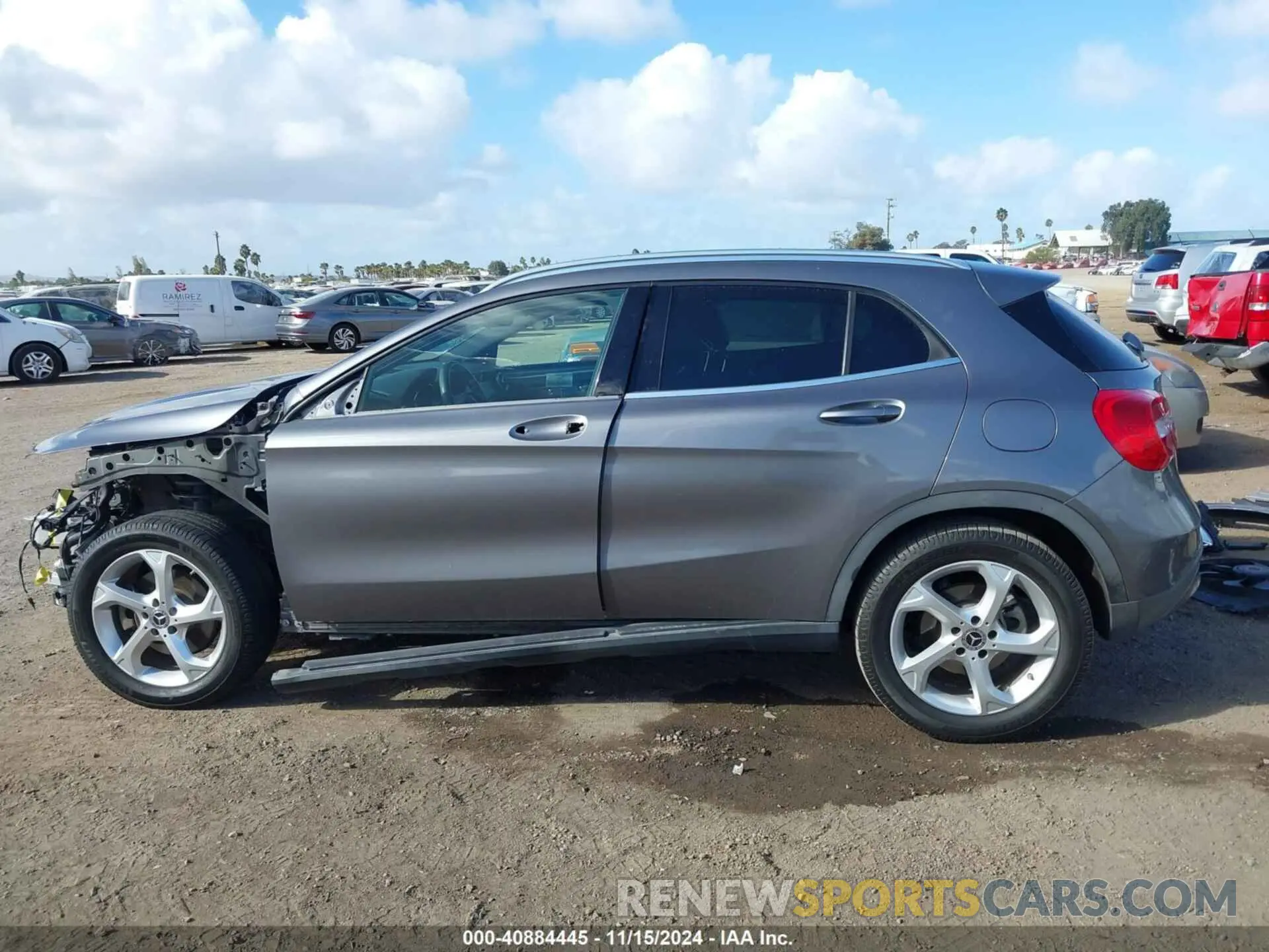 15 fotografías del automóvil dañado WDCTG4EB0LJ675897 MERCEDES-BENZ GLA 250 2020