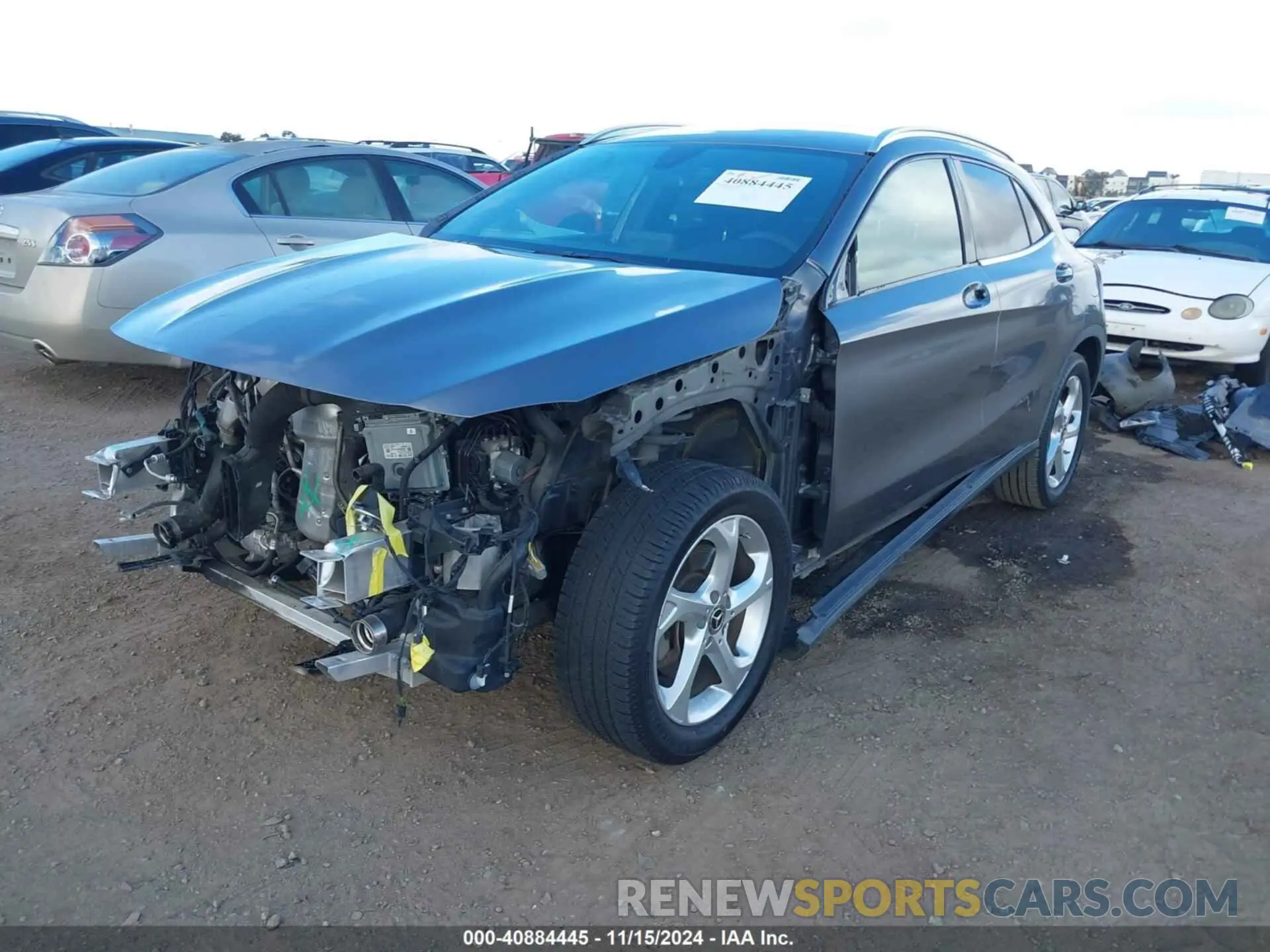 2 fotografías del automóvil dañado WDCTG4EB0LJ675897 MERCEDES-BENZ GLA 250 2020