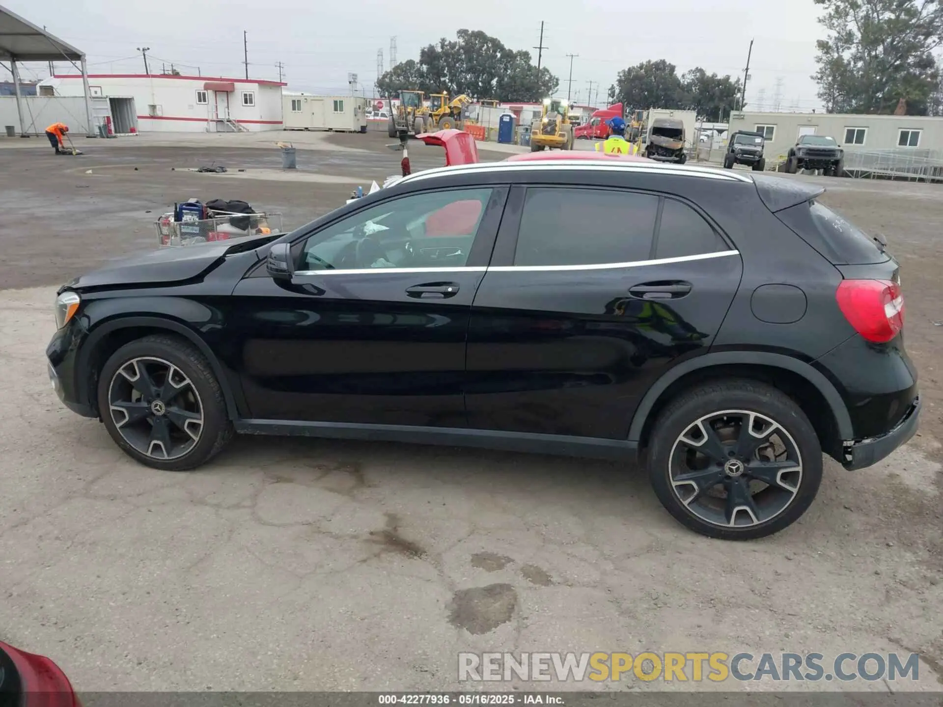 13 fotografías del automóvil dañado WDCTG4EB7LJ649622 MERCEDES-BENZ GLA 250 2020