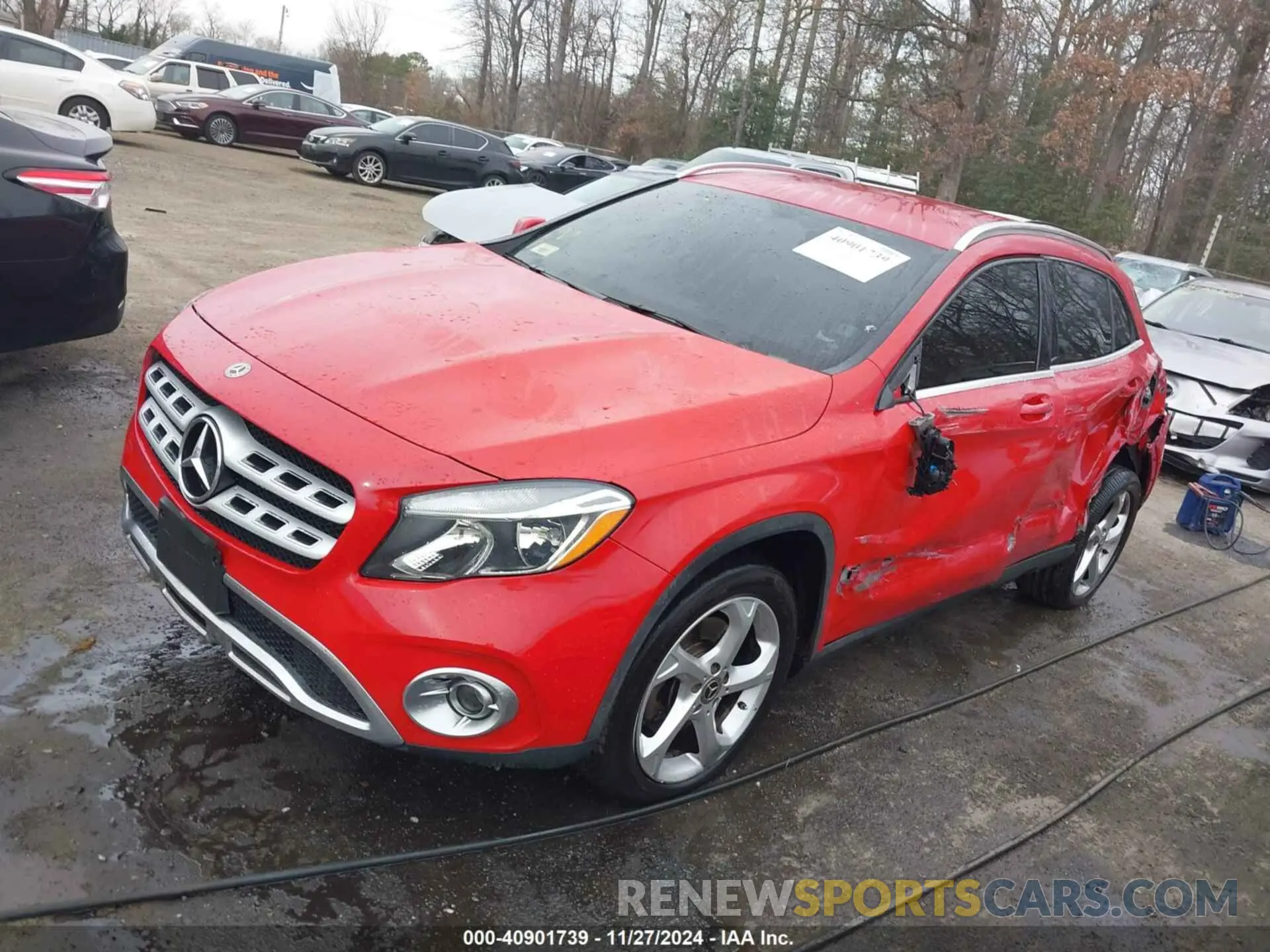 2 fotografías del automóvil dañado WDCTG4EB8LU025830 MERCEDES-BENZ GLA 250 2020