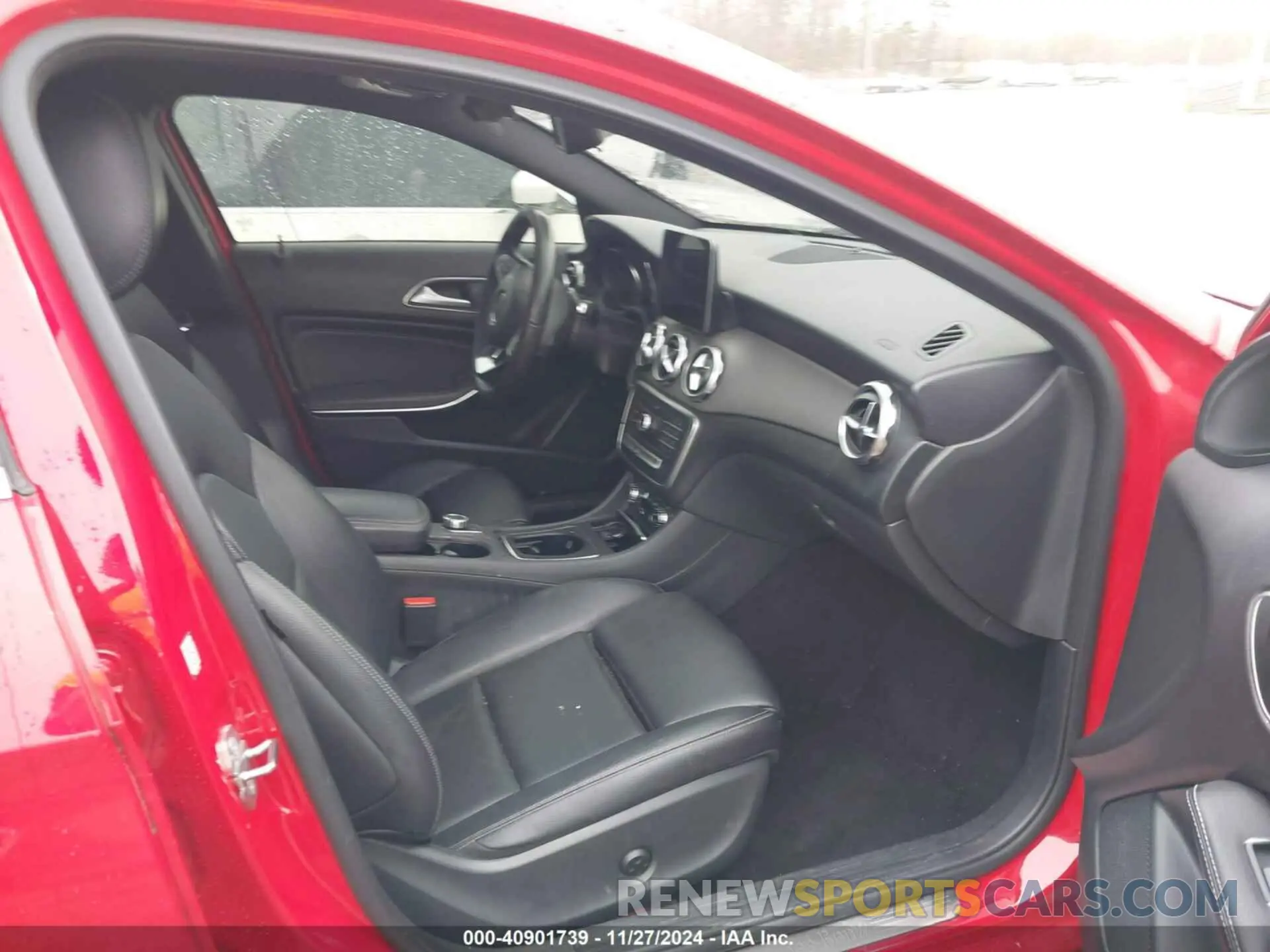 5 fotografías del automóvil dañado WDCTG4EB8LU025830 MERCEDES-BENZ GLA 250 2020